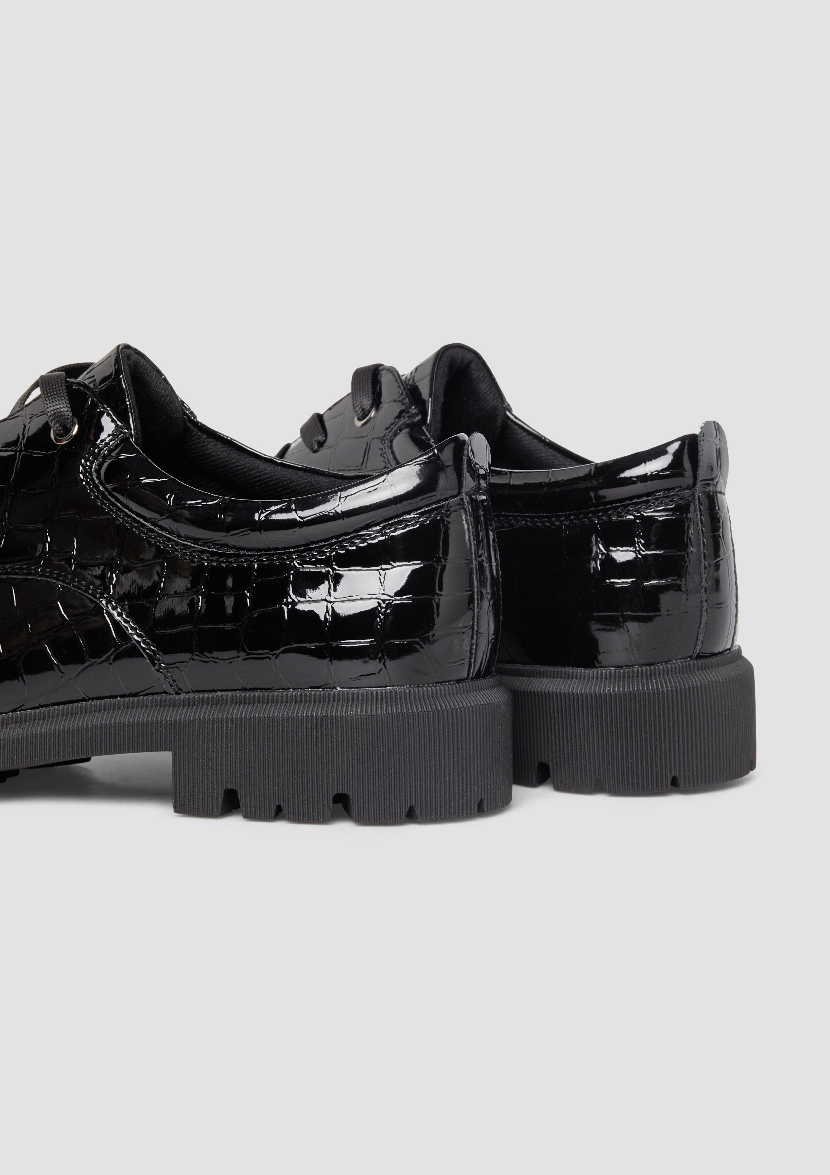 Schnürer in 096 & 001