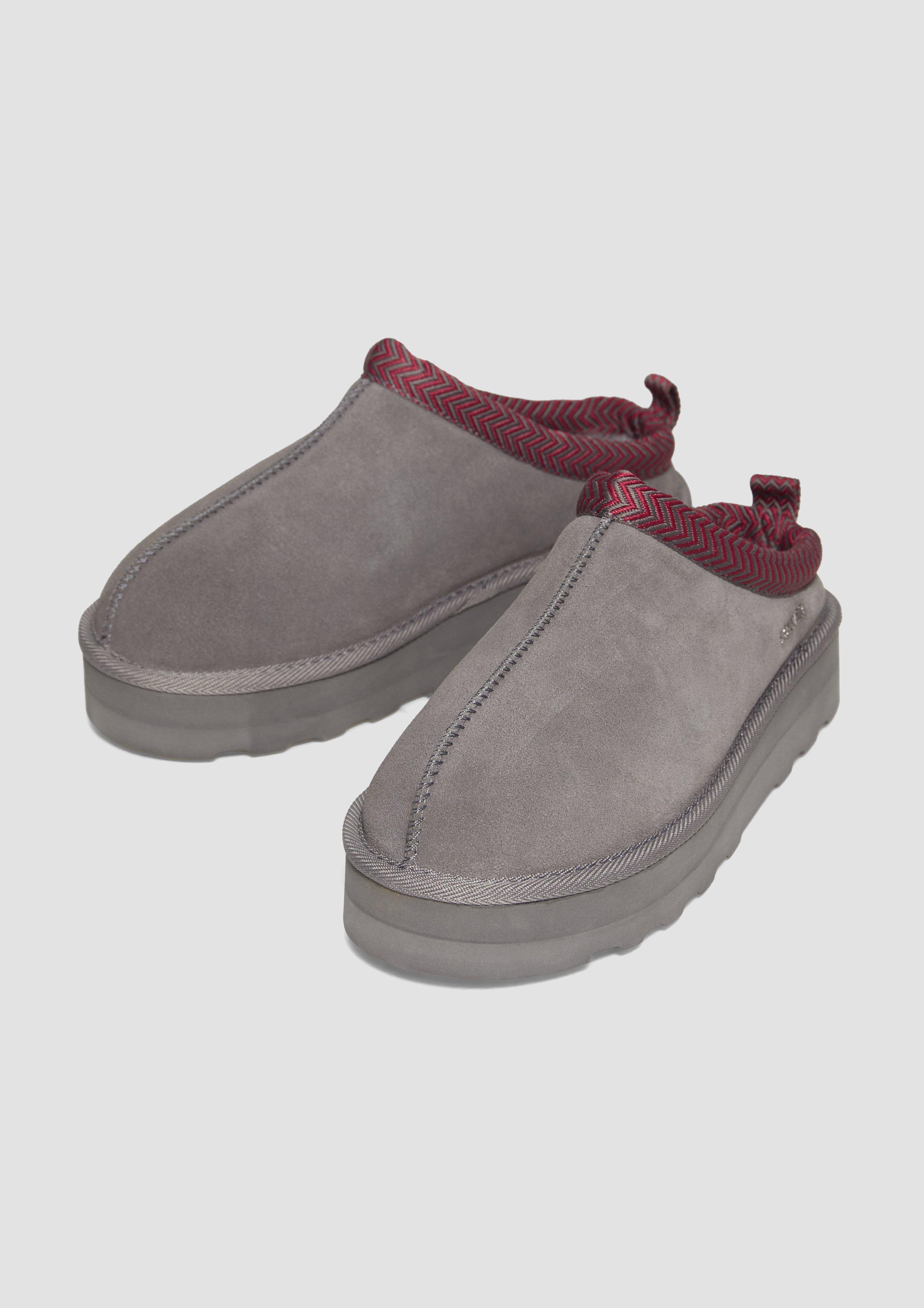 Pantoletten in 216, 710, 345, 907, 3A5 & 302