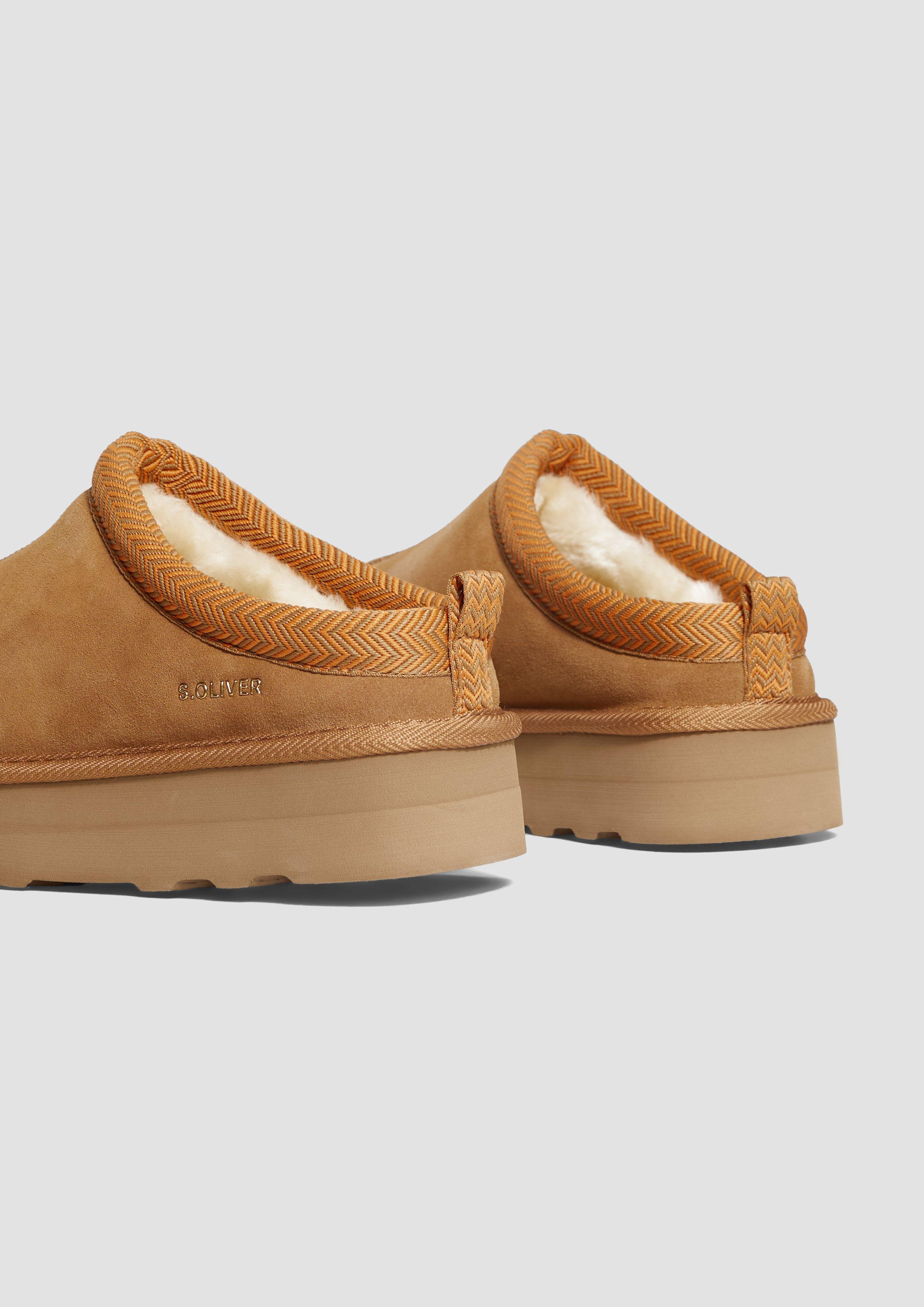 Pantoletten in 305, 710, 216, 907 & 3A5