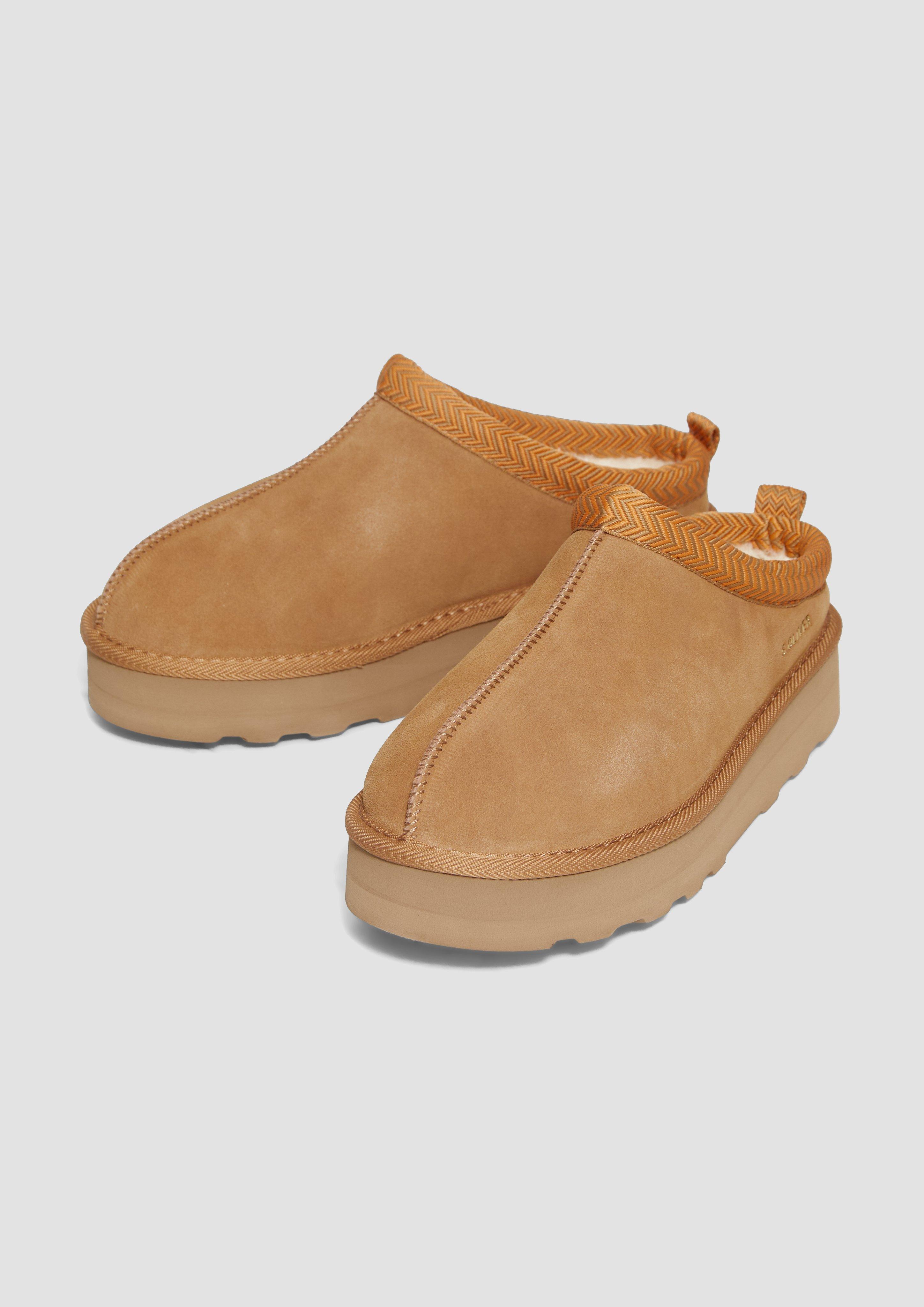 Pantoletten in 305, 710, 216, 907 & 3A5