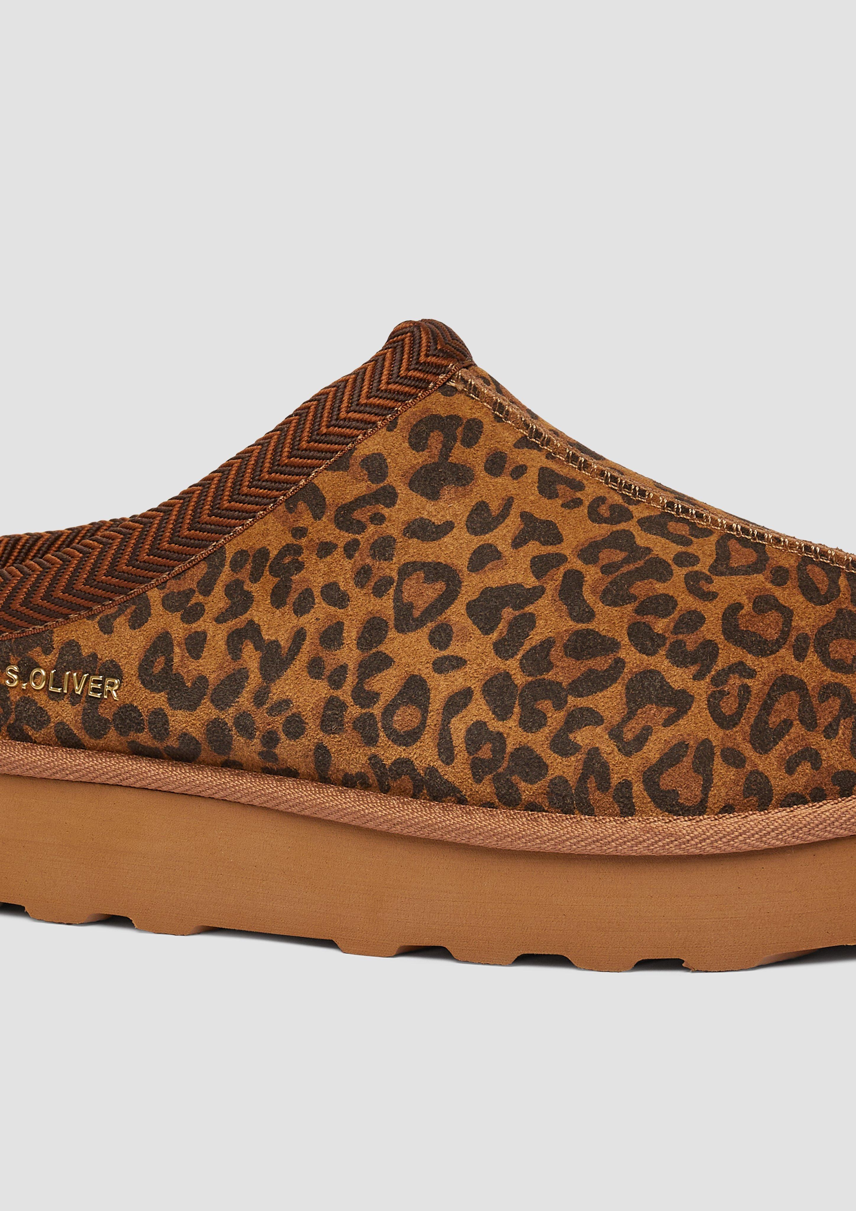 Pantoletten in 907, 710, 216, 345, 001 & 3A5