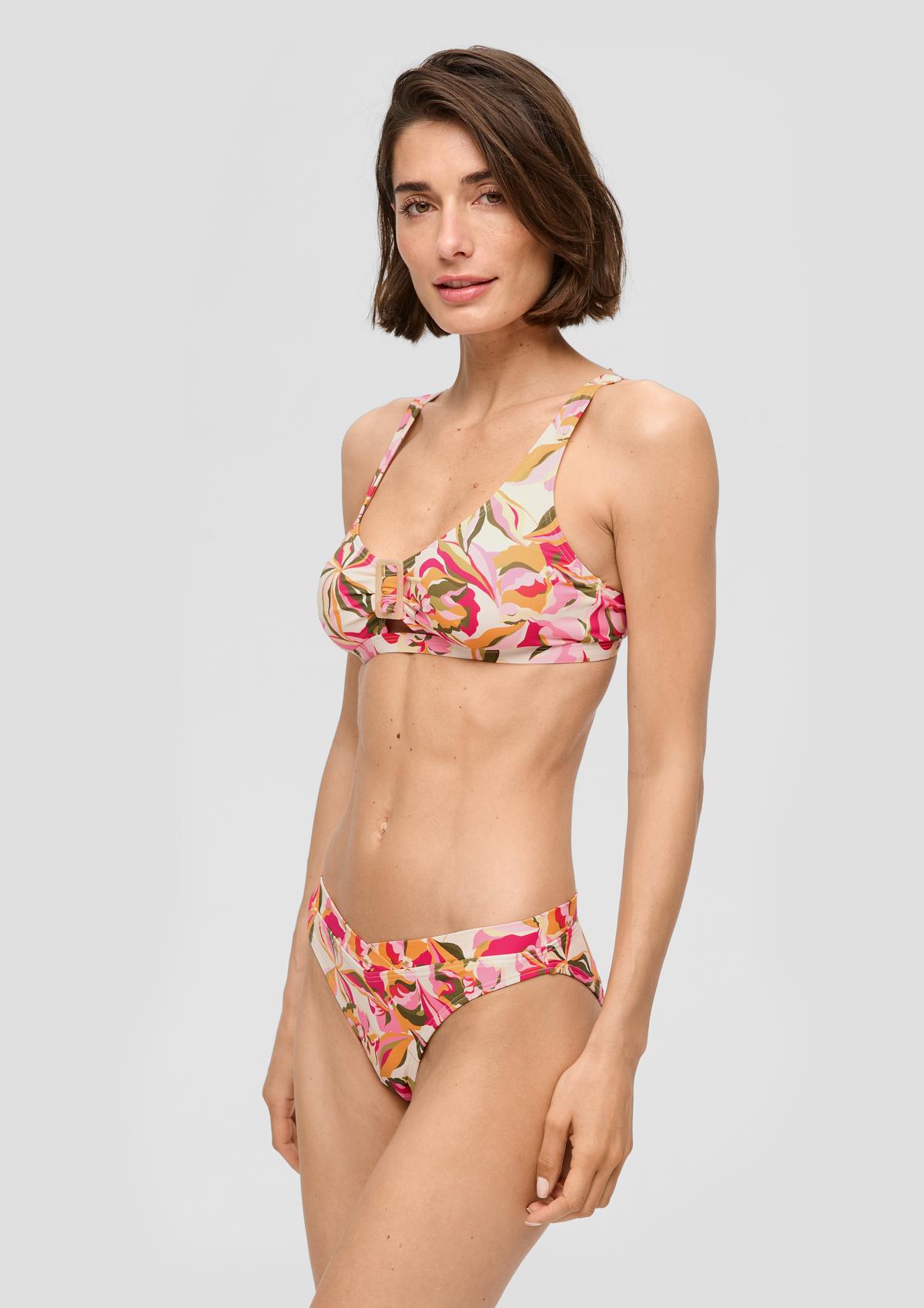 Slip bikini hlačke s pasom v obliki V-kroja