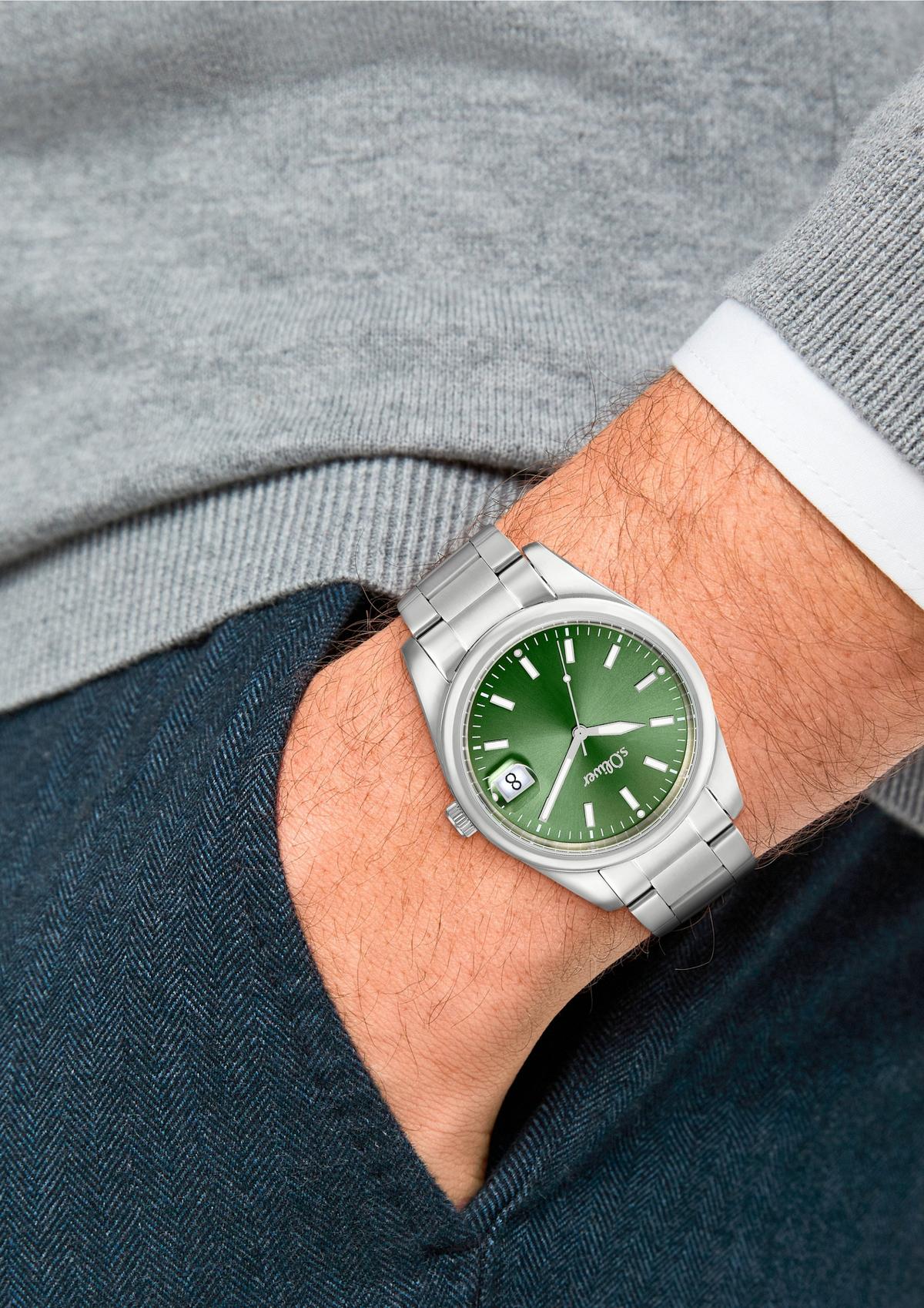 s.Oliver Silberne Edelstahl-Armbanduhr mit grünem Ziffernblatt