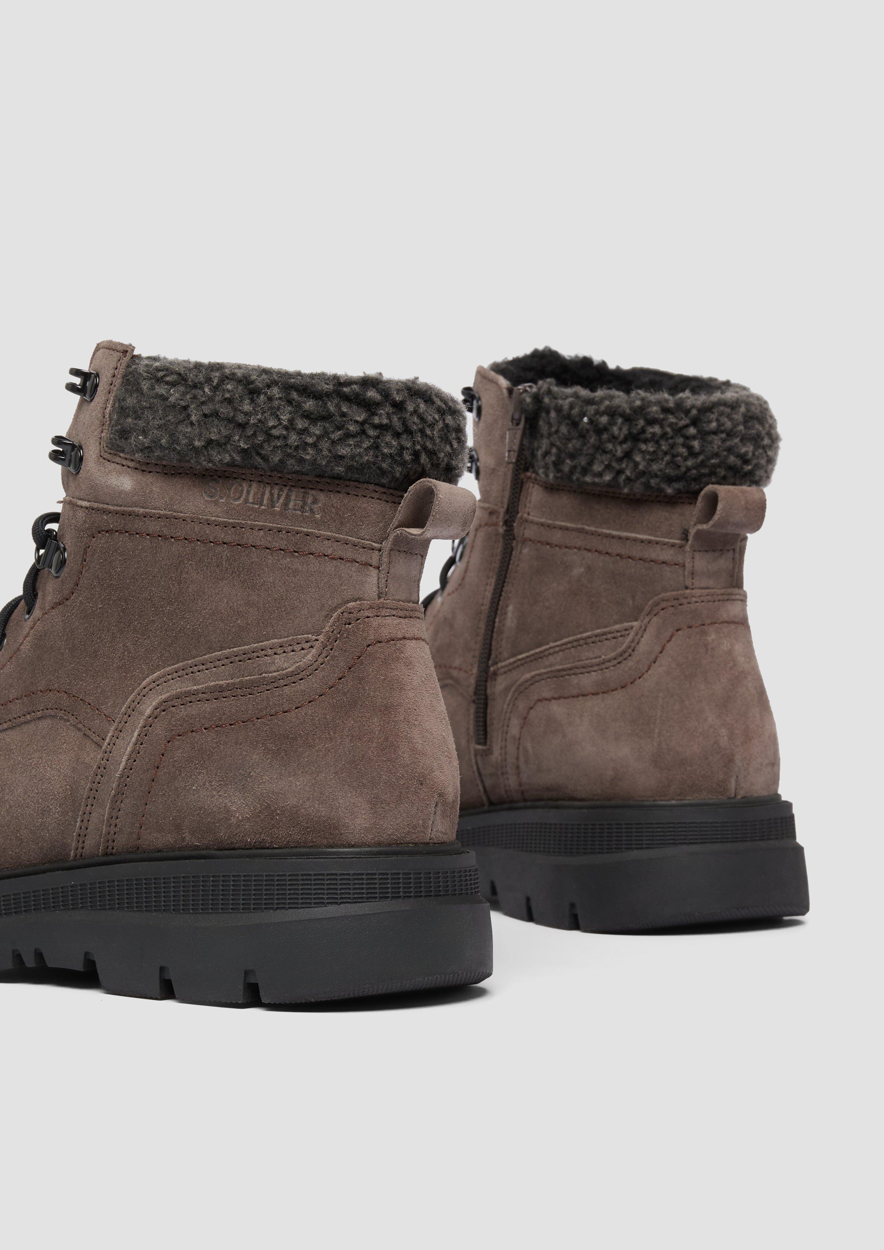 Škornji in 341 & 701