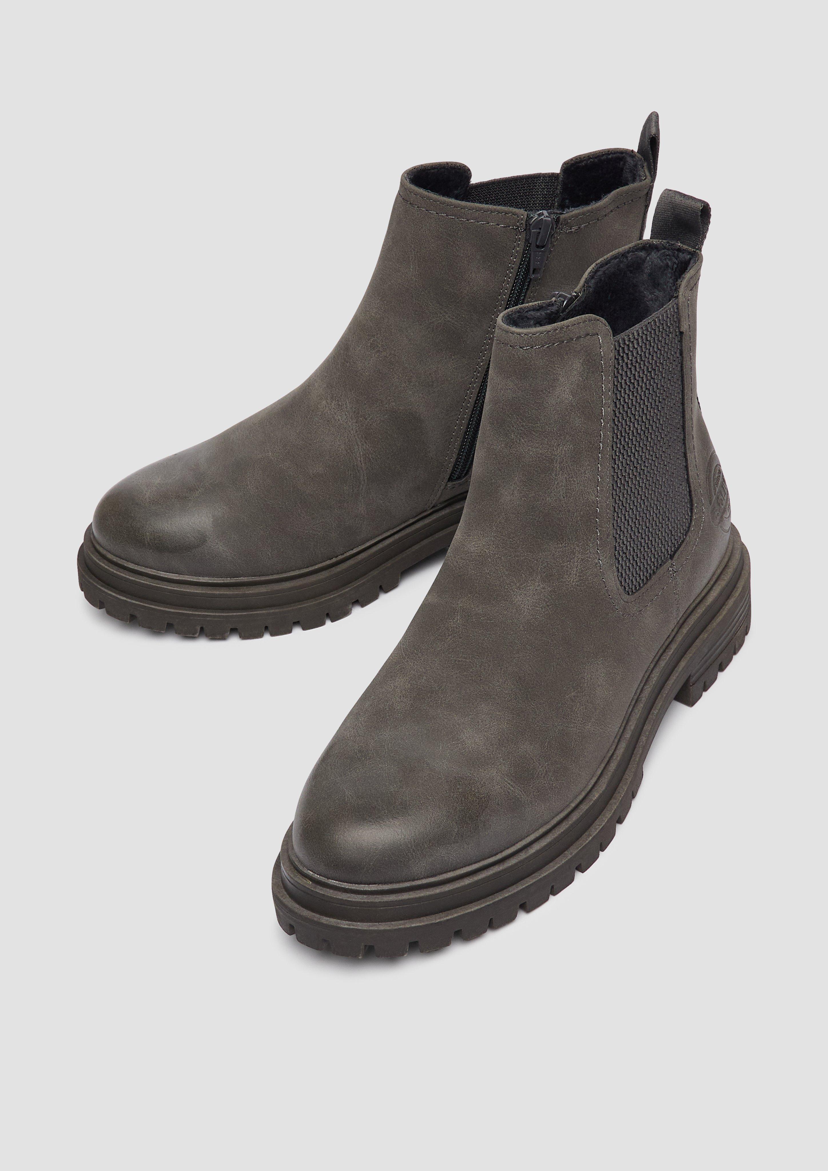 Čižmy in 216, 341, 022, 095 & 304