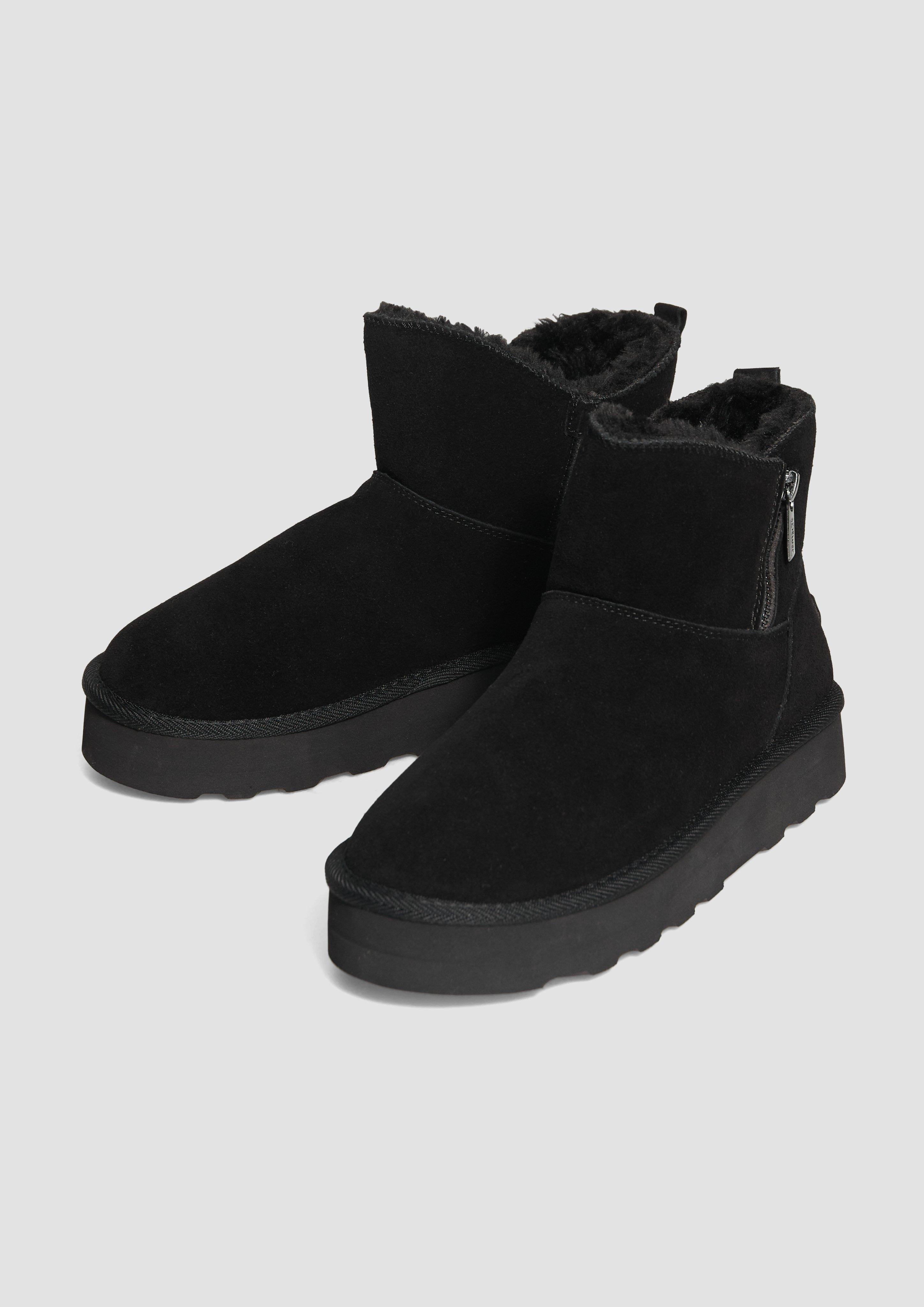 Laarzen in 001, 216 & 305