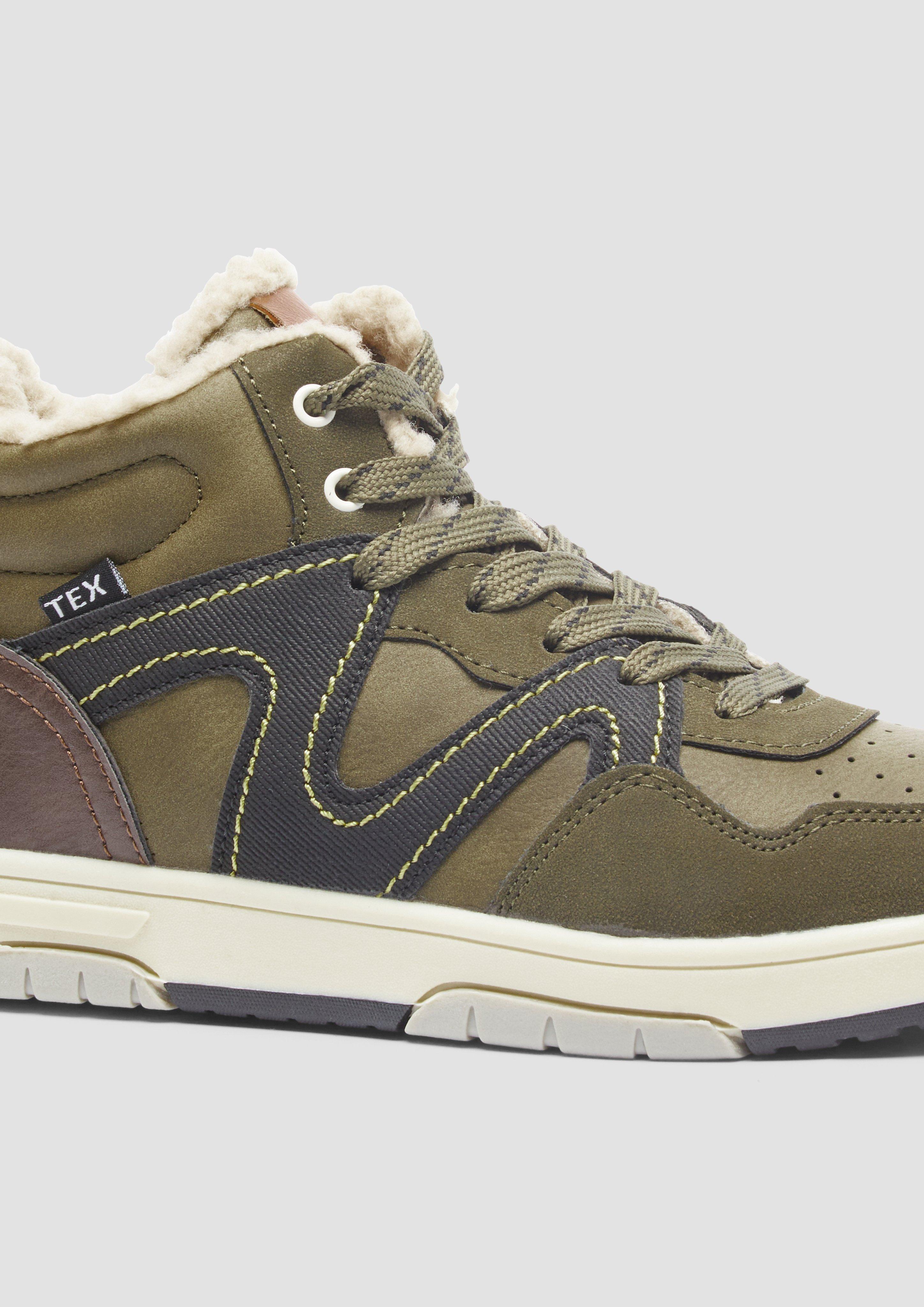 Laarzen in 701 & 805