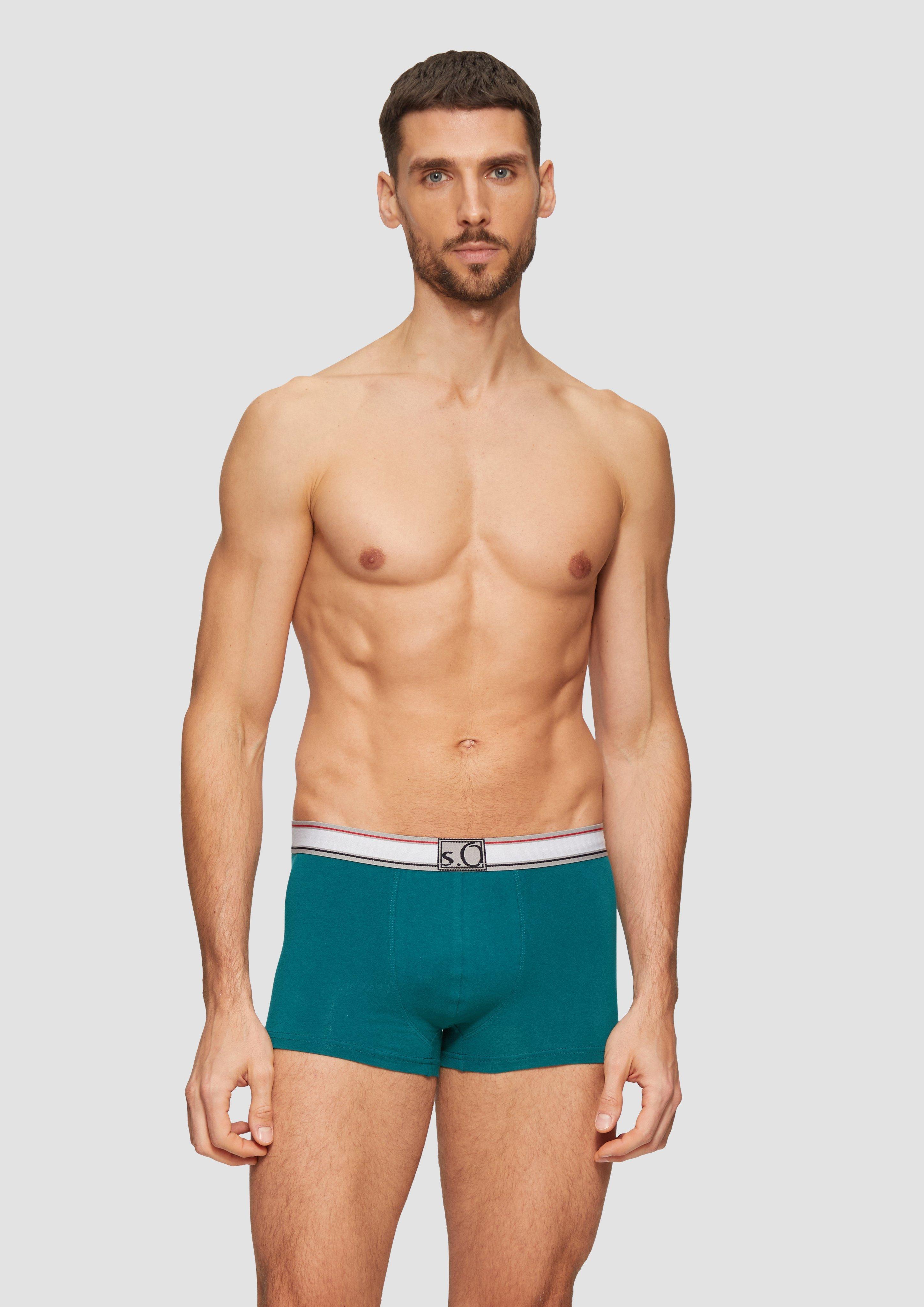 Kratke hlače in 8222, 8226, 8223 & 8230