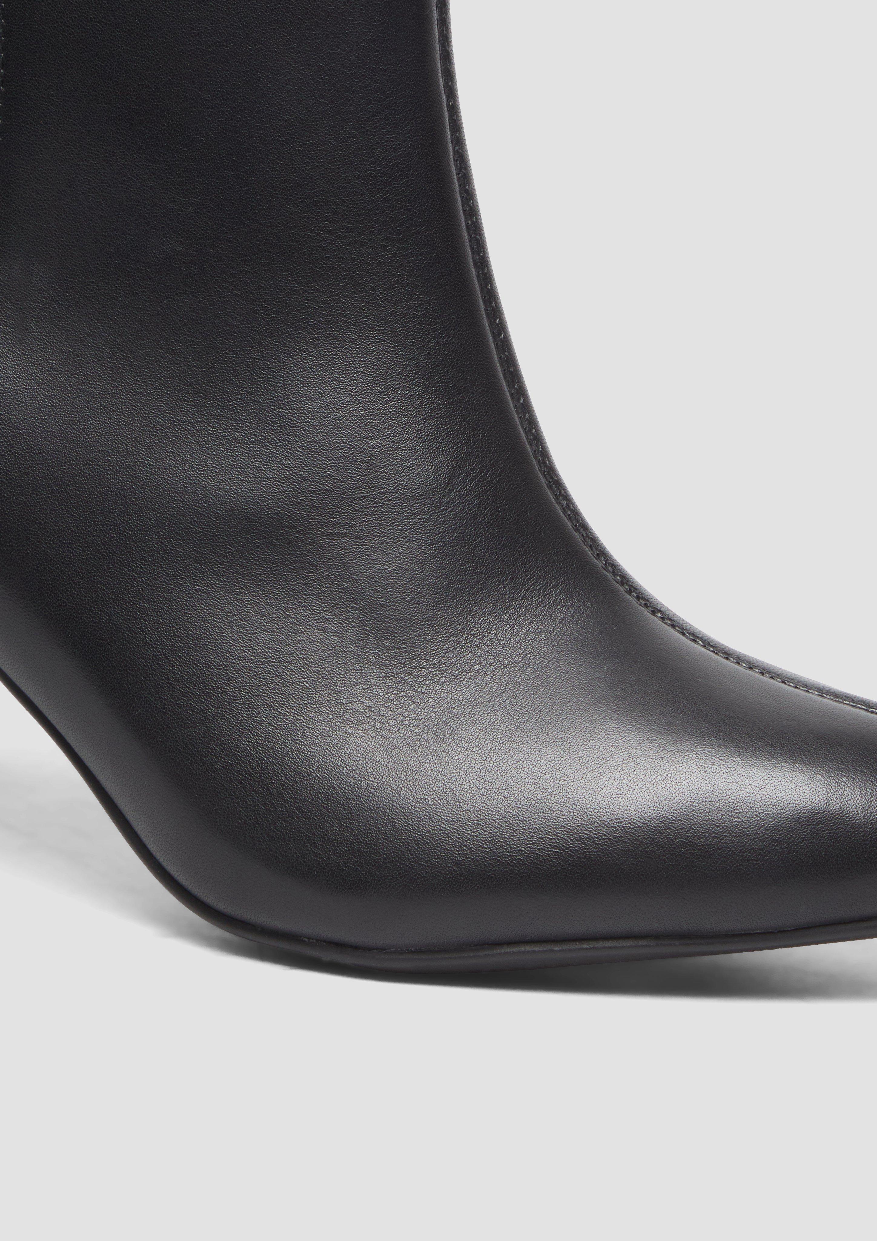 Laarzen in 001, 341 & 907