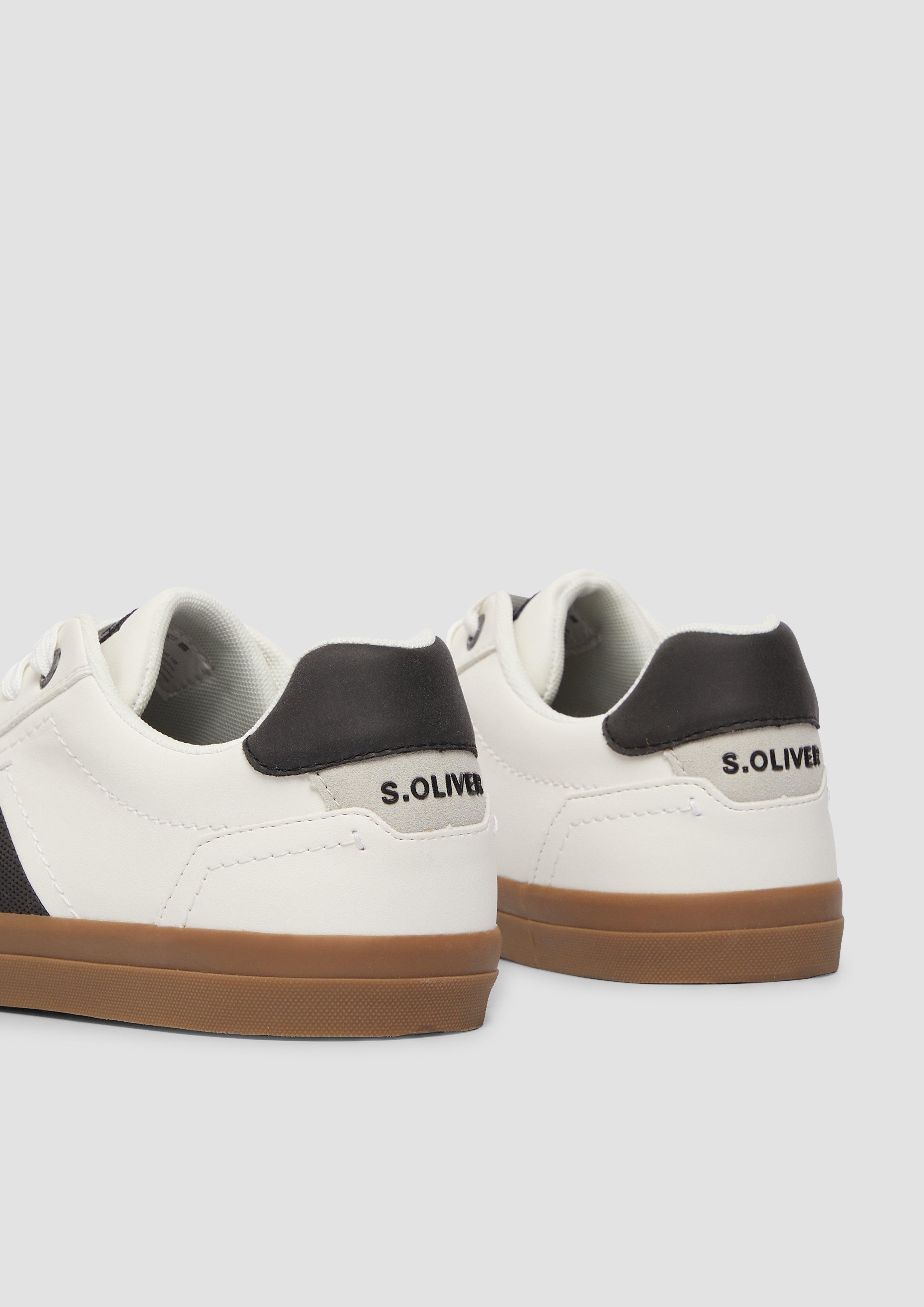 Schnürer in 108, 410, 327, 41A & 0A1