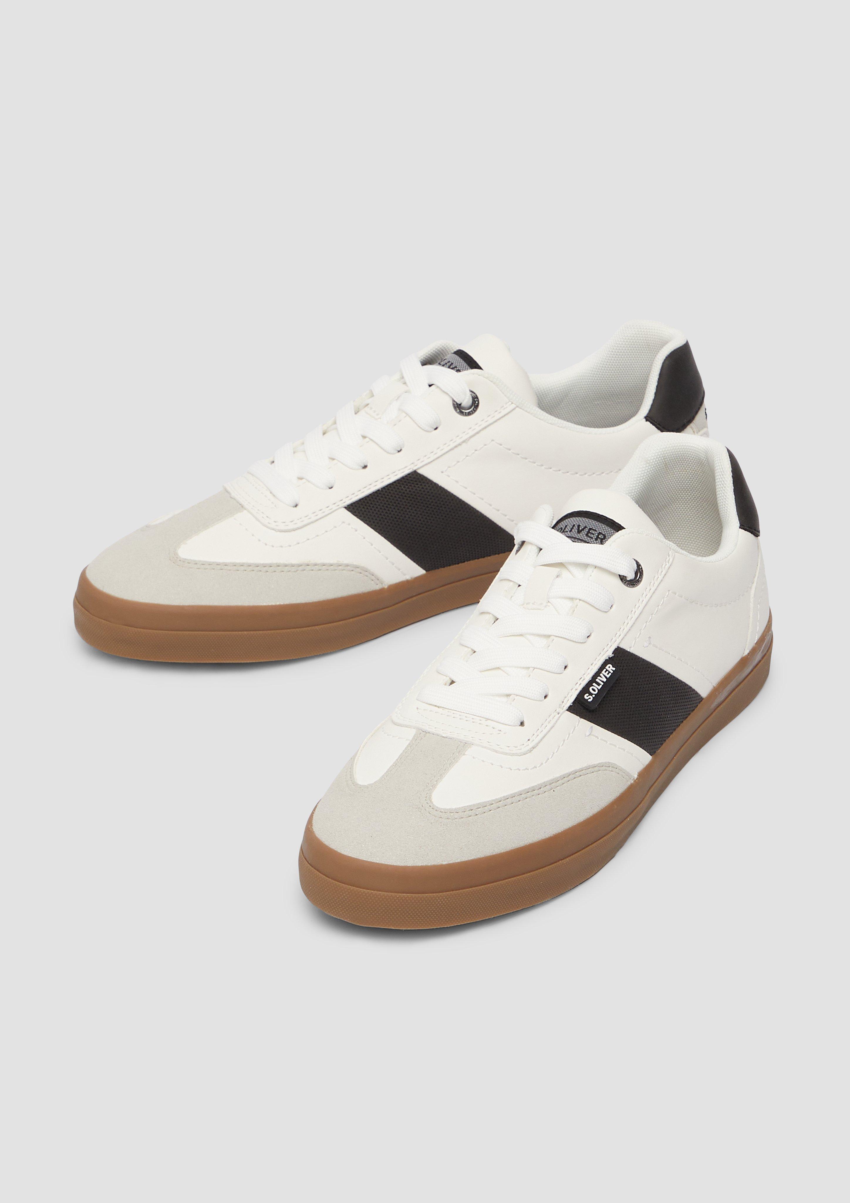 Schnürer in 108, 410, 327, 41A & 0A1