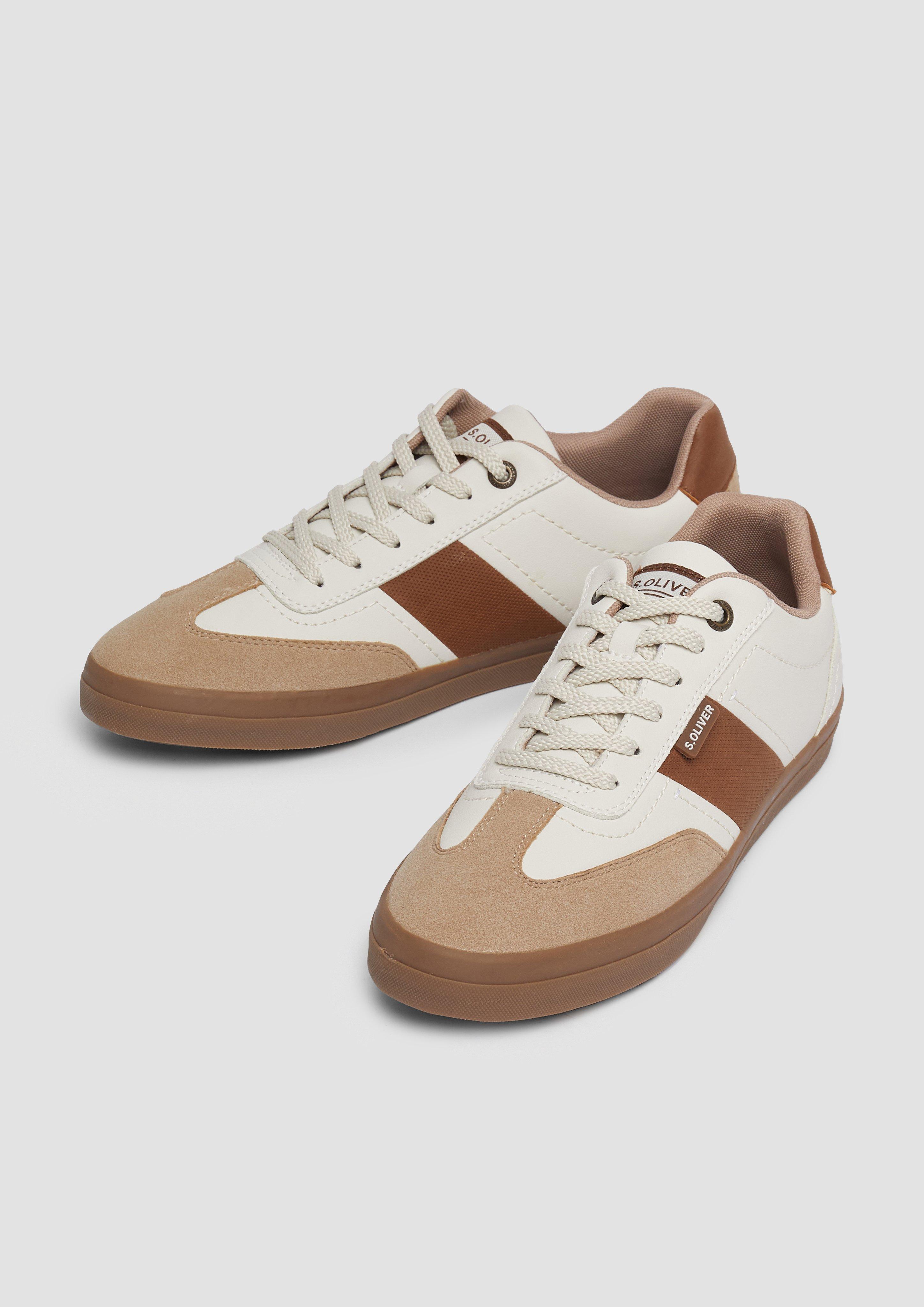 Schnürer in 41A, 108, 410, 327 & 0A1