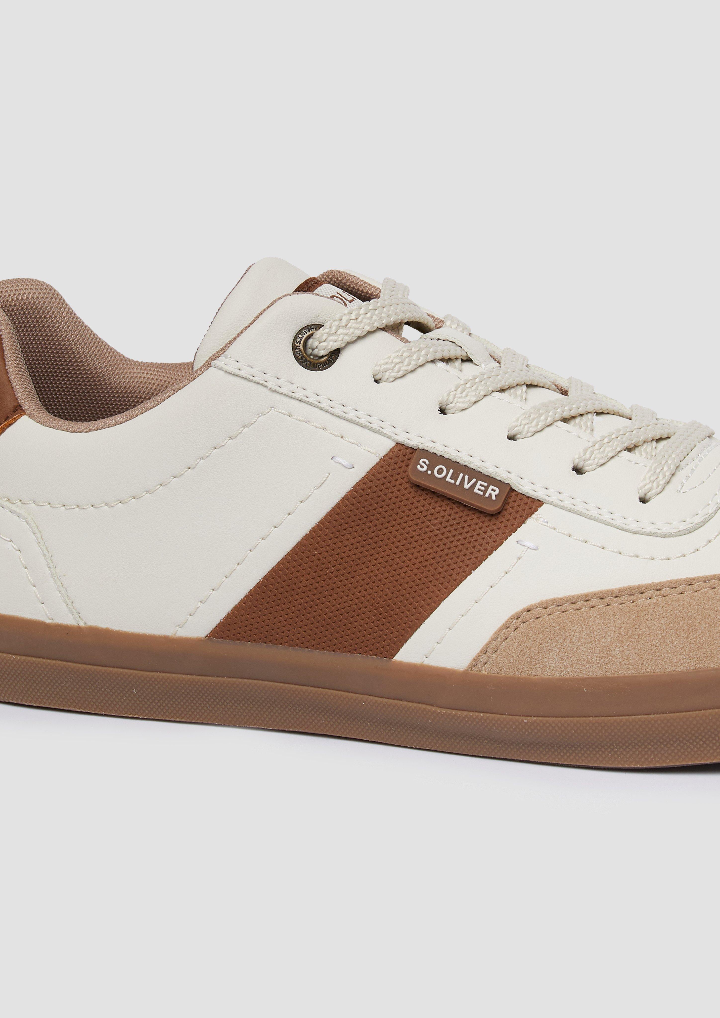 Schnürer in 41A, 108, 410, 327 & 0A1