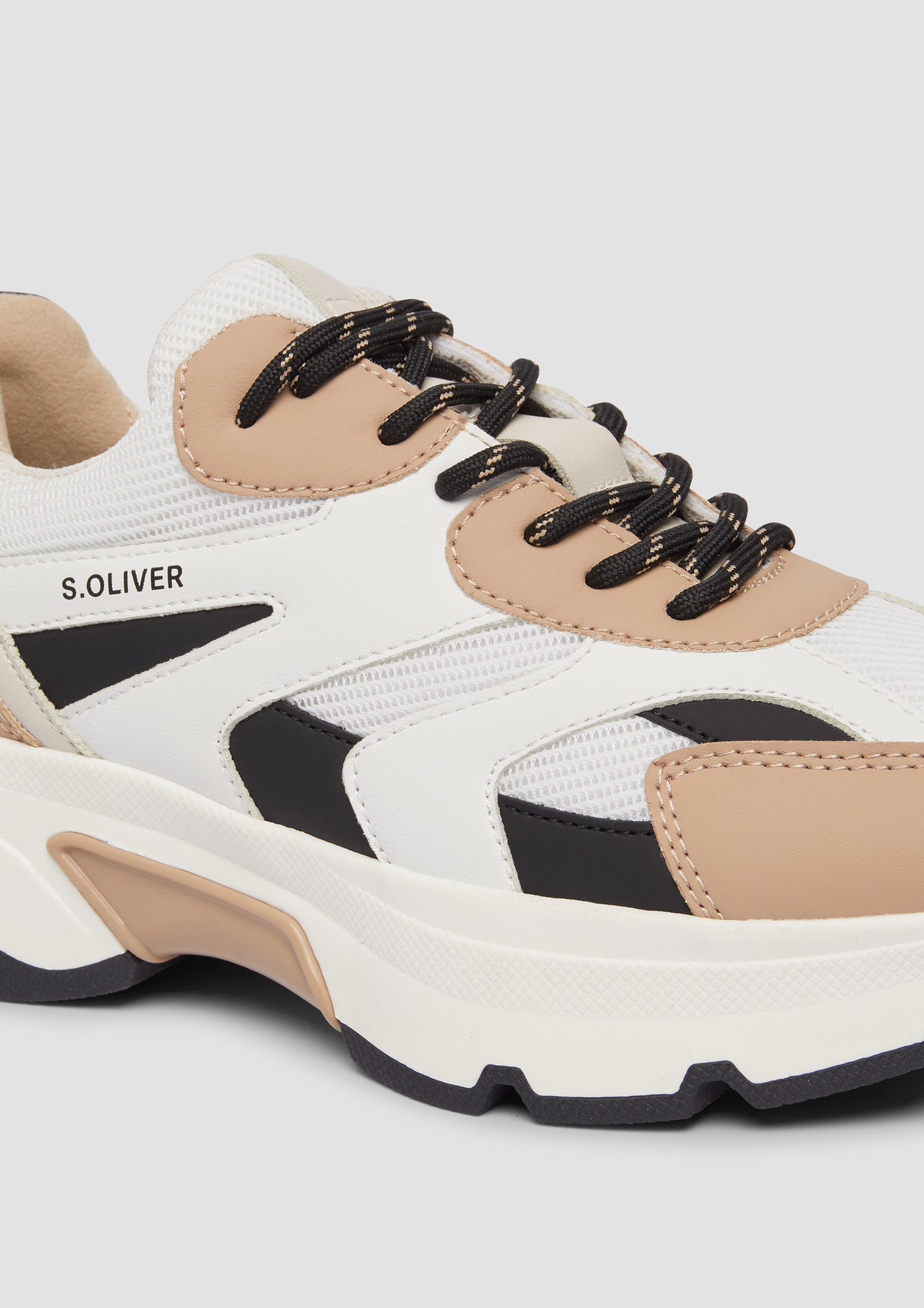 Čevlji z vezalkami in 098, 410 & 193