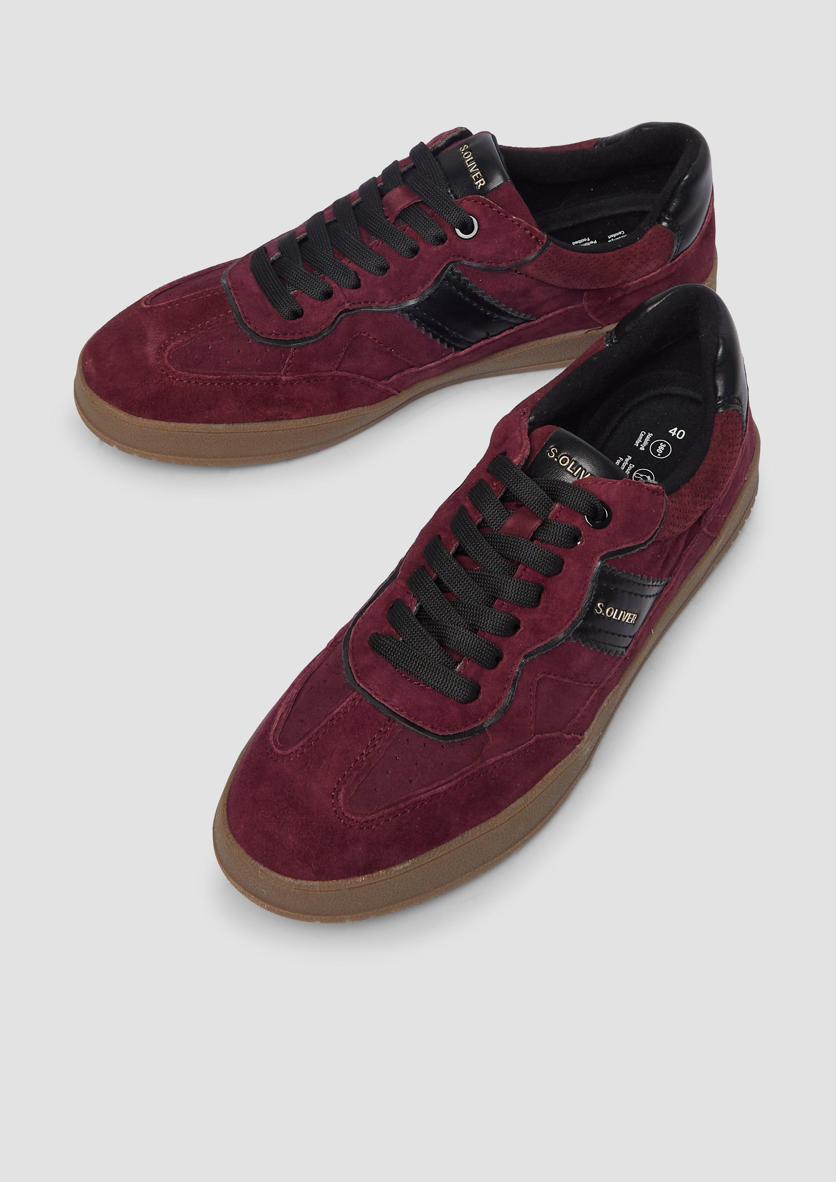 Schnürer in 549, 110, 592, 711 & 305