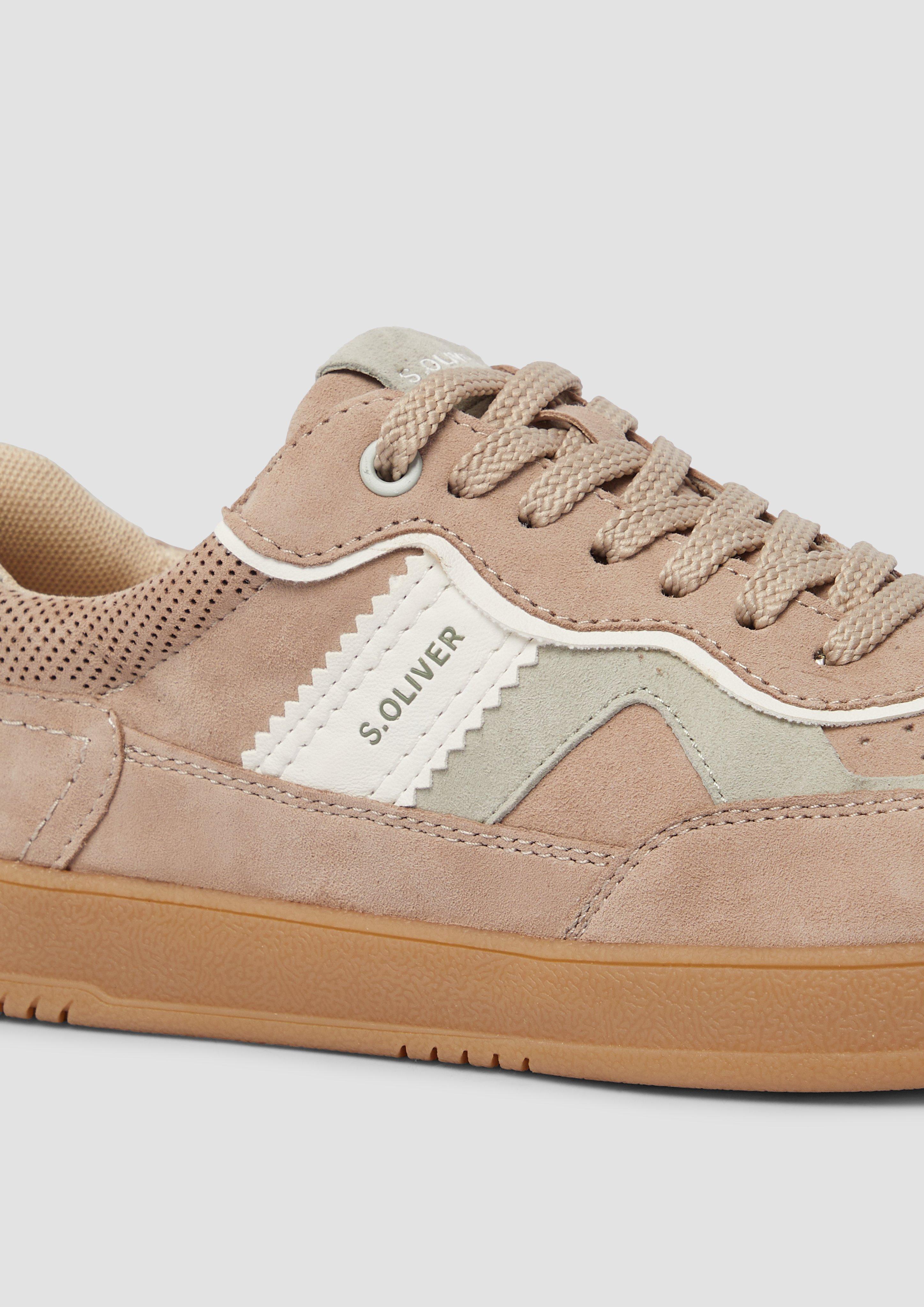 Šnurovacie topánky in 711, 110, 592, 305 & 549