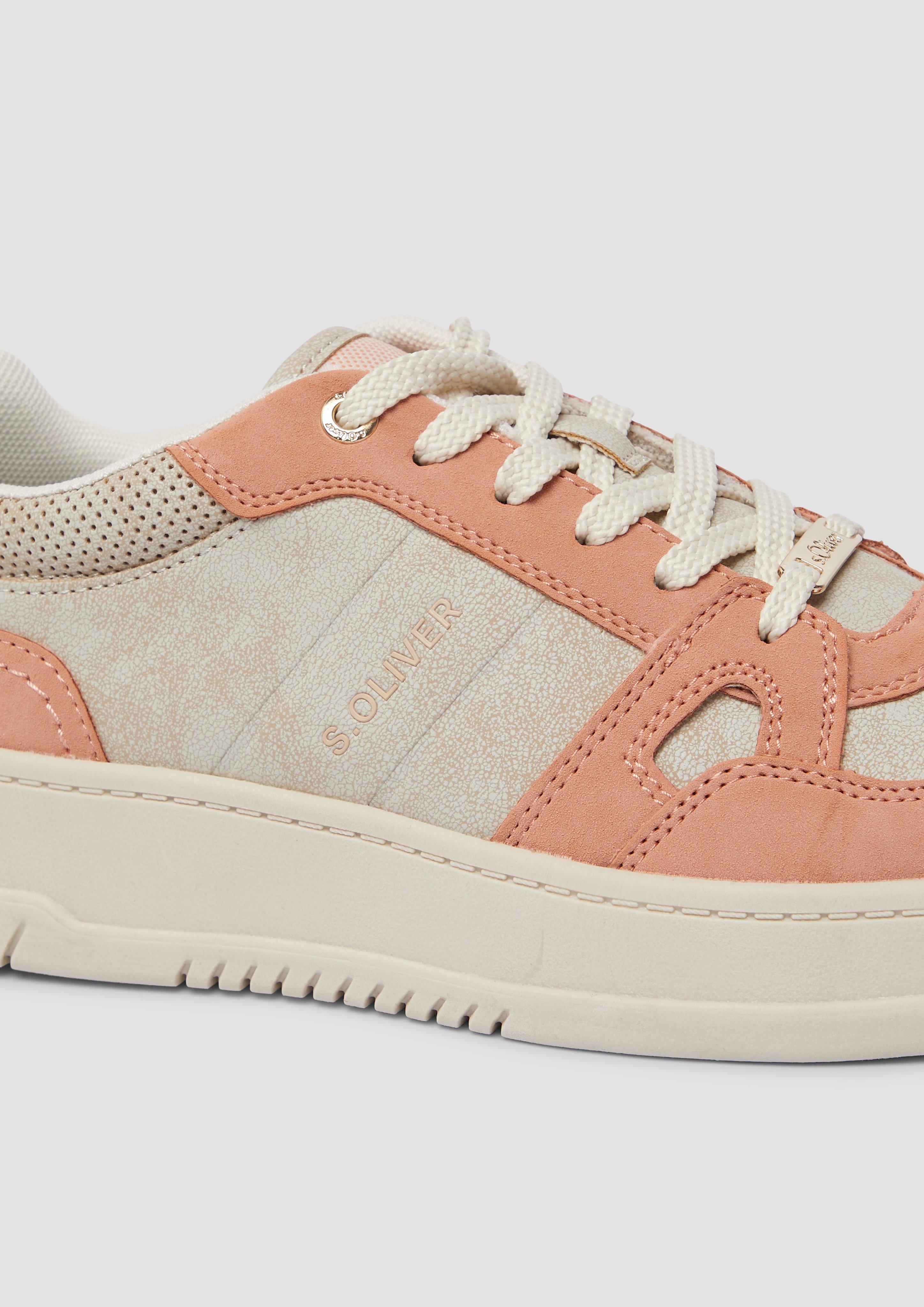 Schnürer in 592, 442, 830 & 913