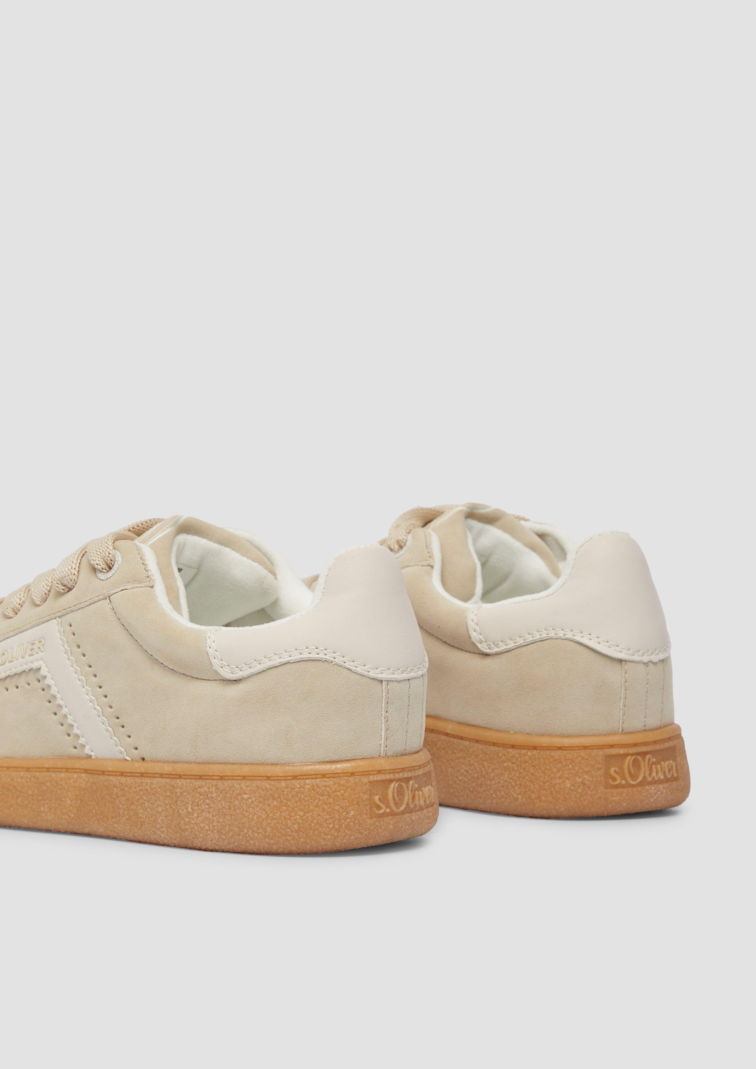 Čevlji z vezalkami in 400, 544, 001 & 728