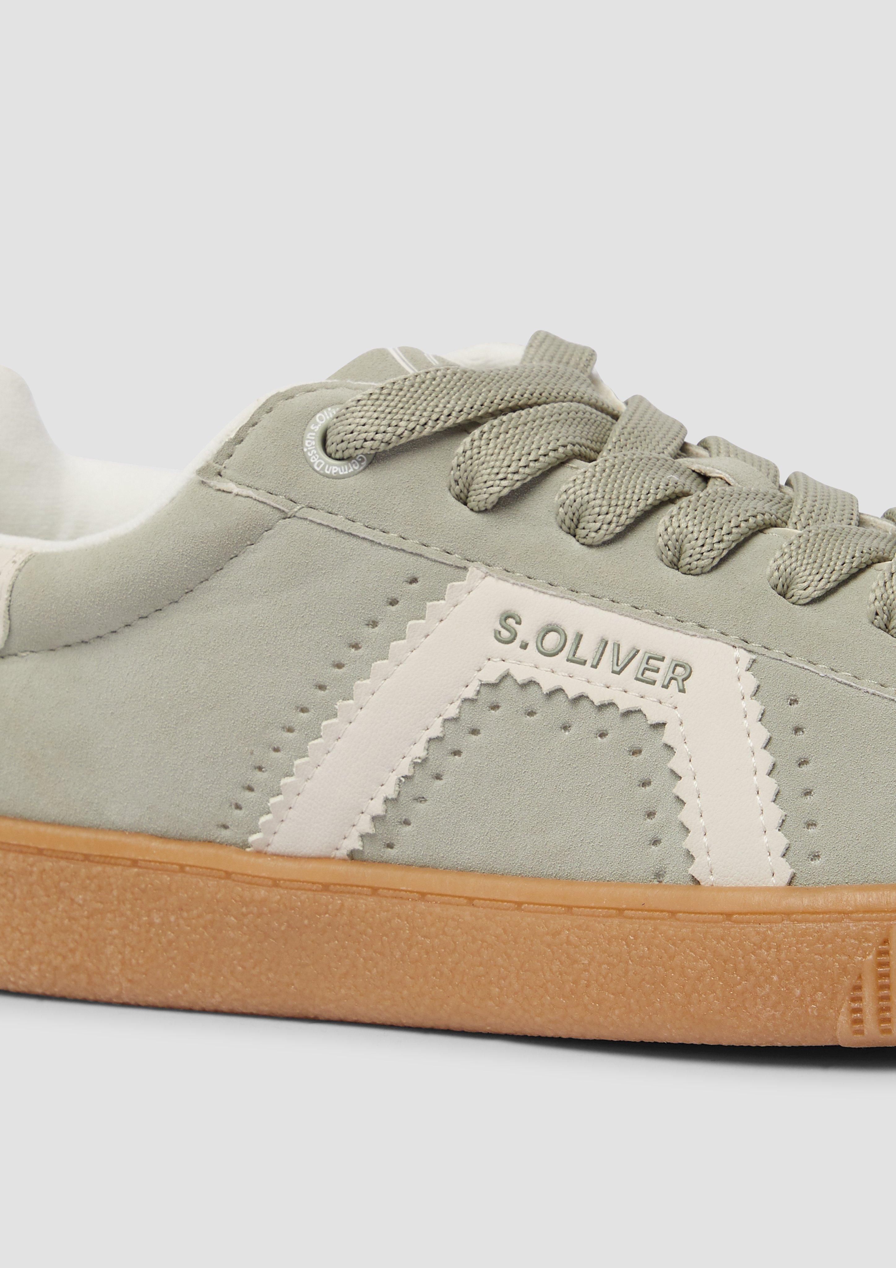 Schnürer in 728, 400, 544 & 001