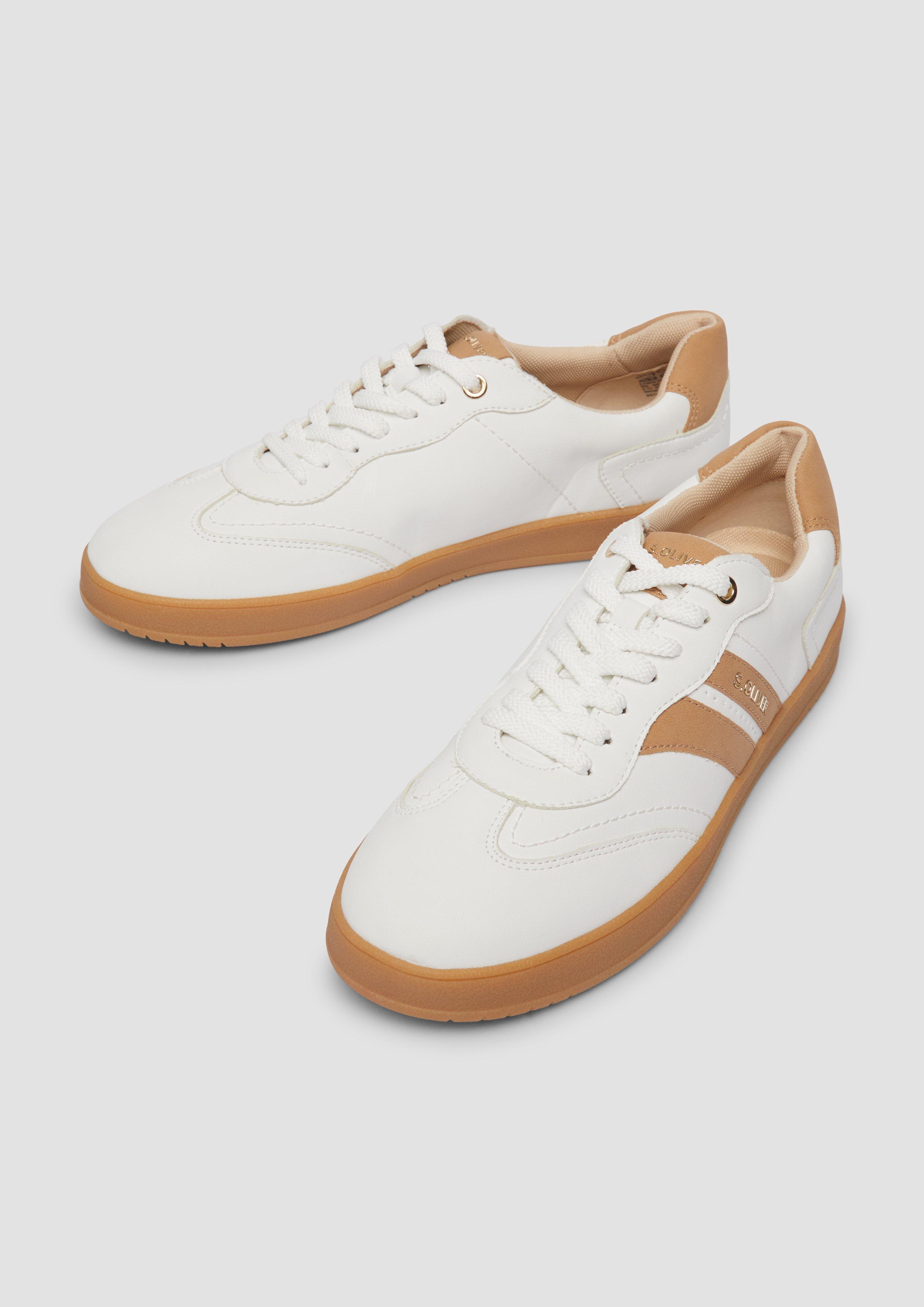 Schnürer in 126, 830, 256, 943, 183, 468, 410 & 907