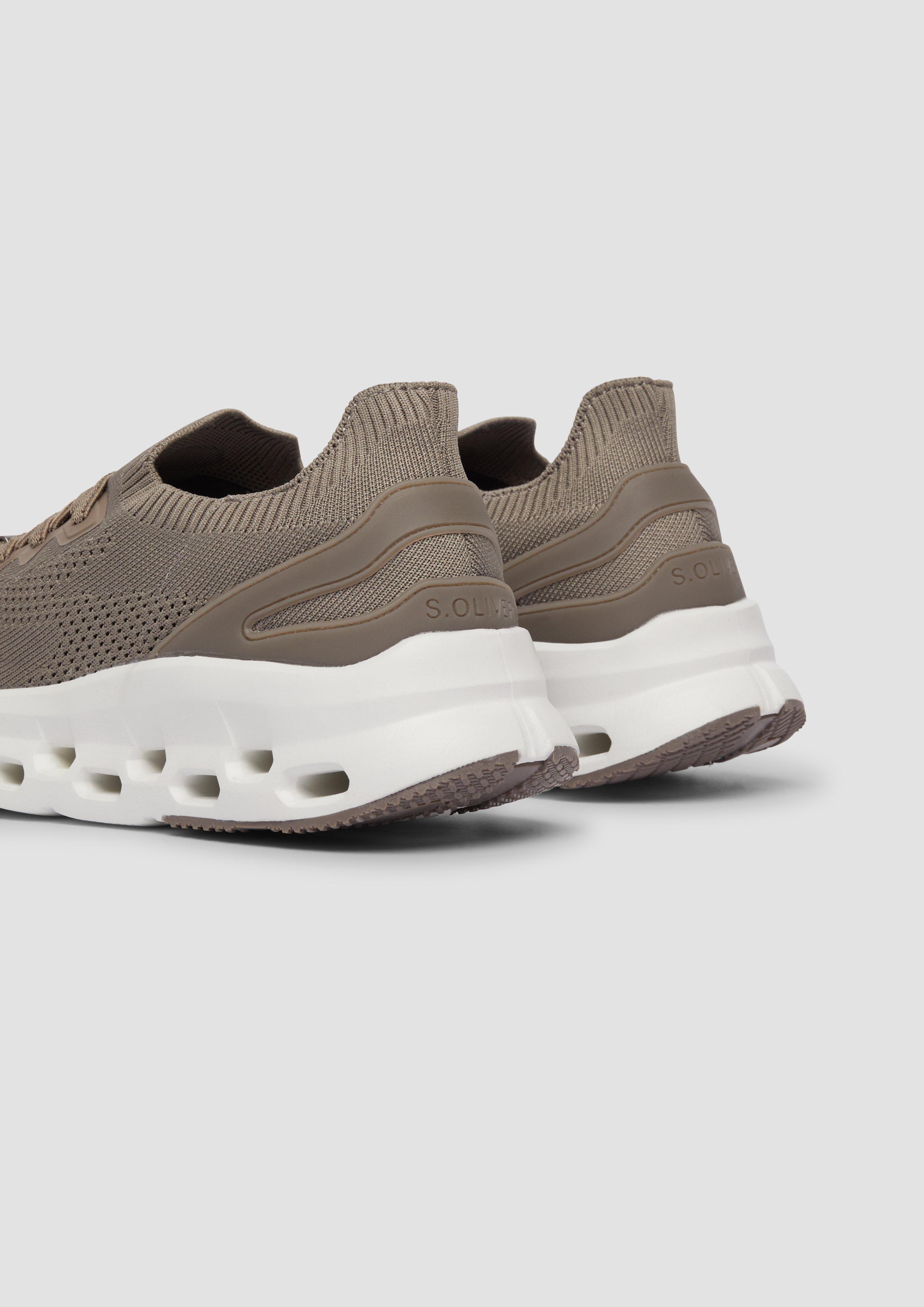 Natikač in 345, 001 & 100