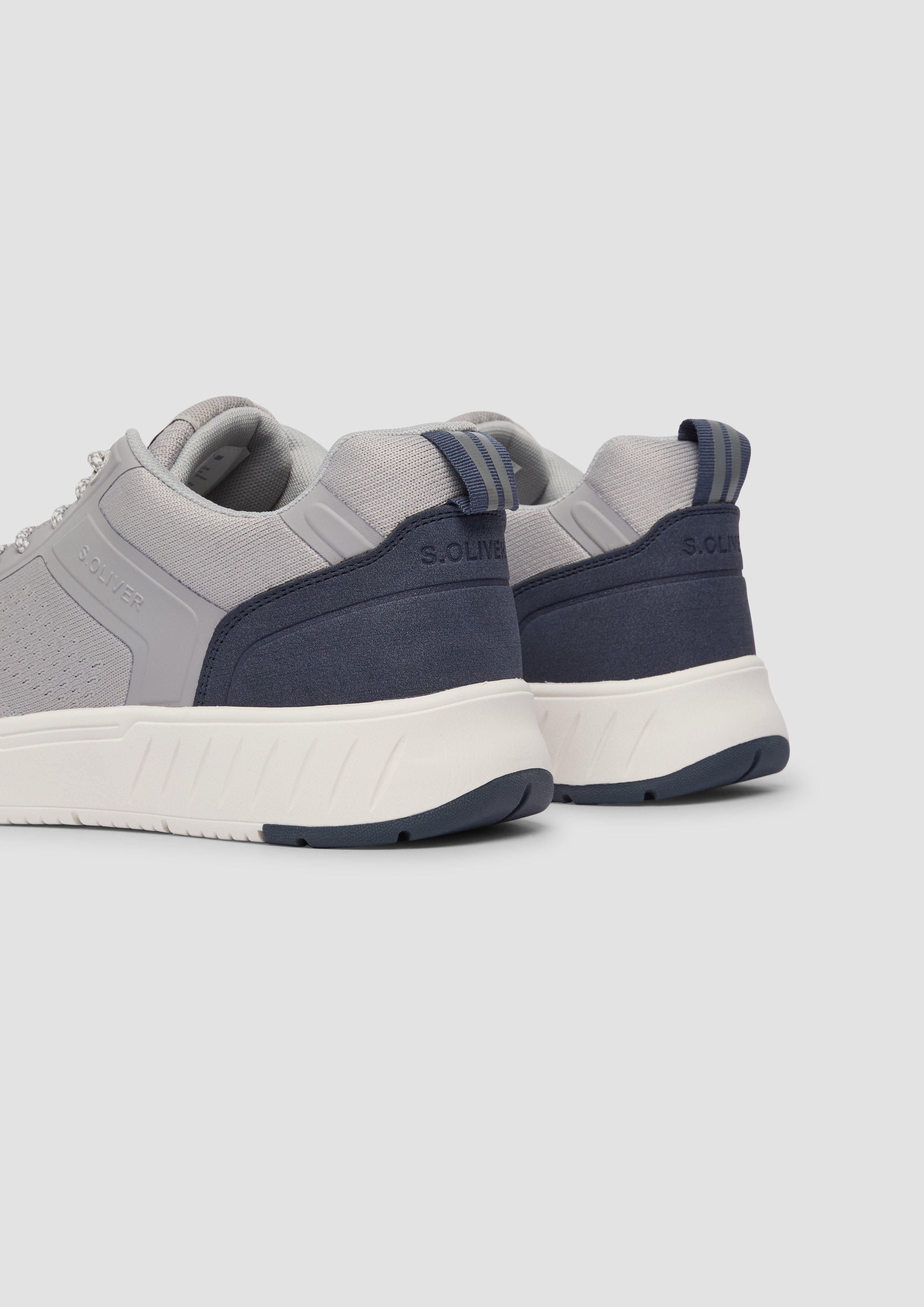 Schnürer in 210 & 001