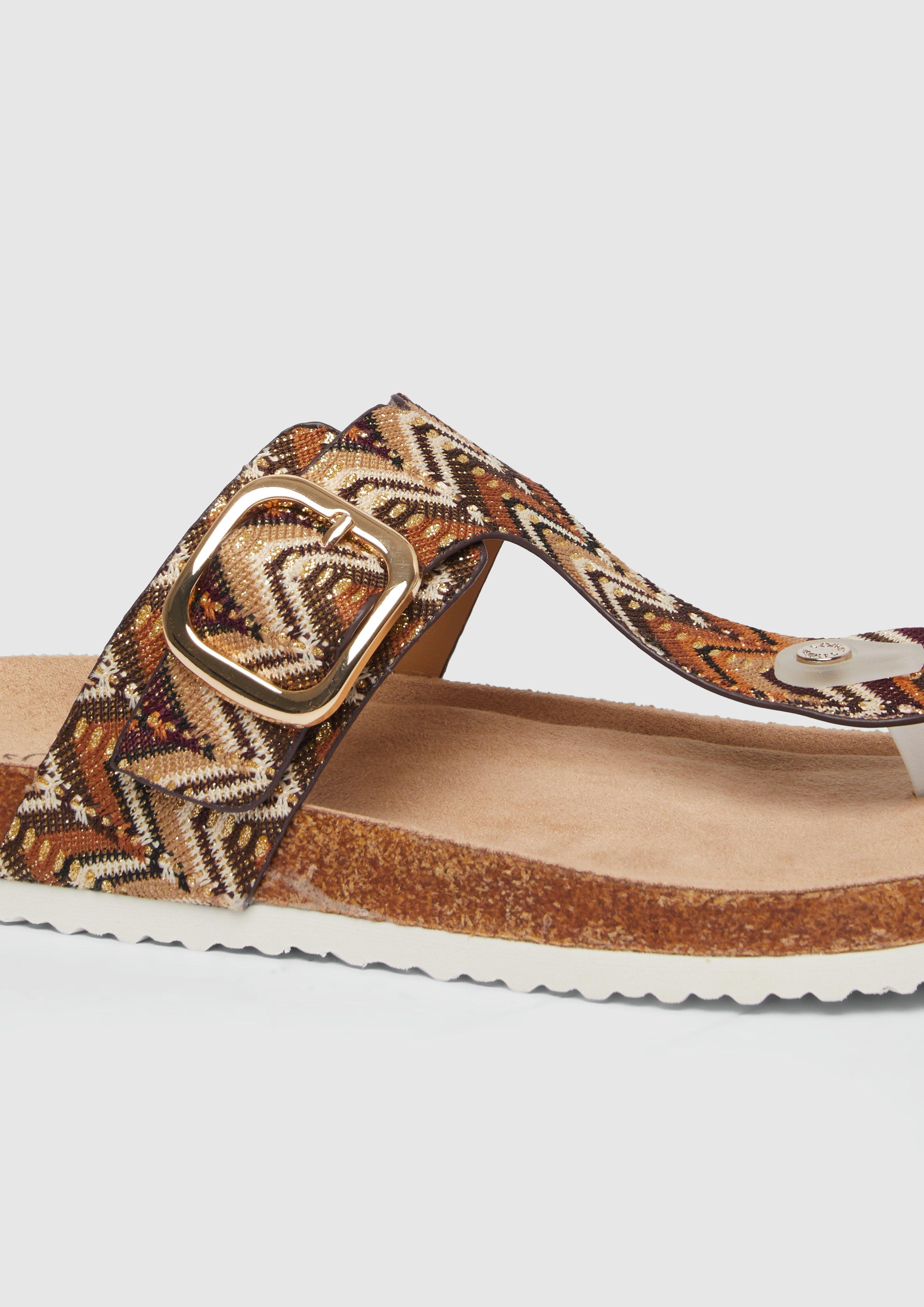 Pantoletten in 300, 597, 600 & 701