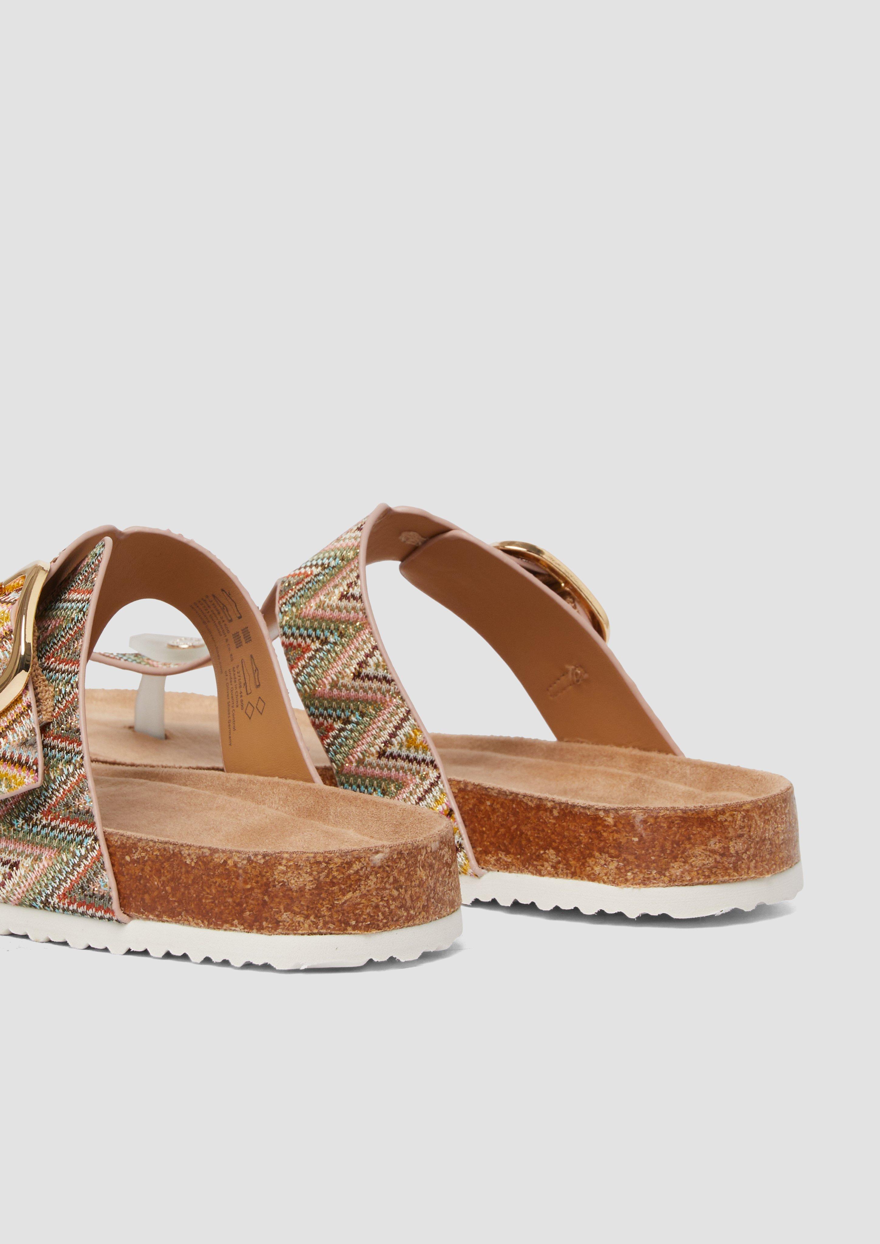 Pantoletten in 600, 300, 597 & 701