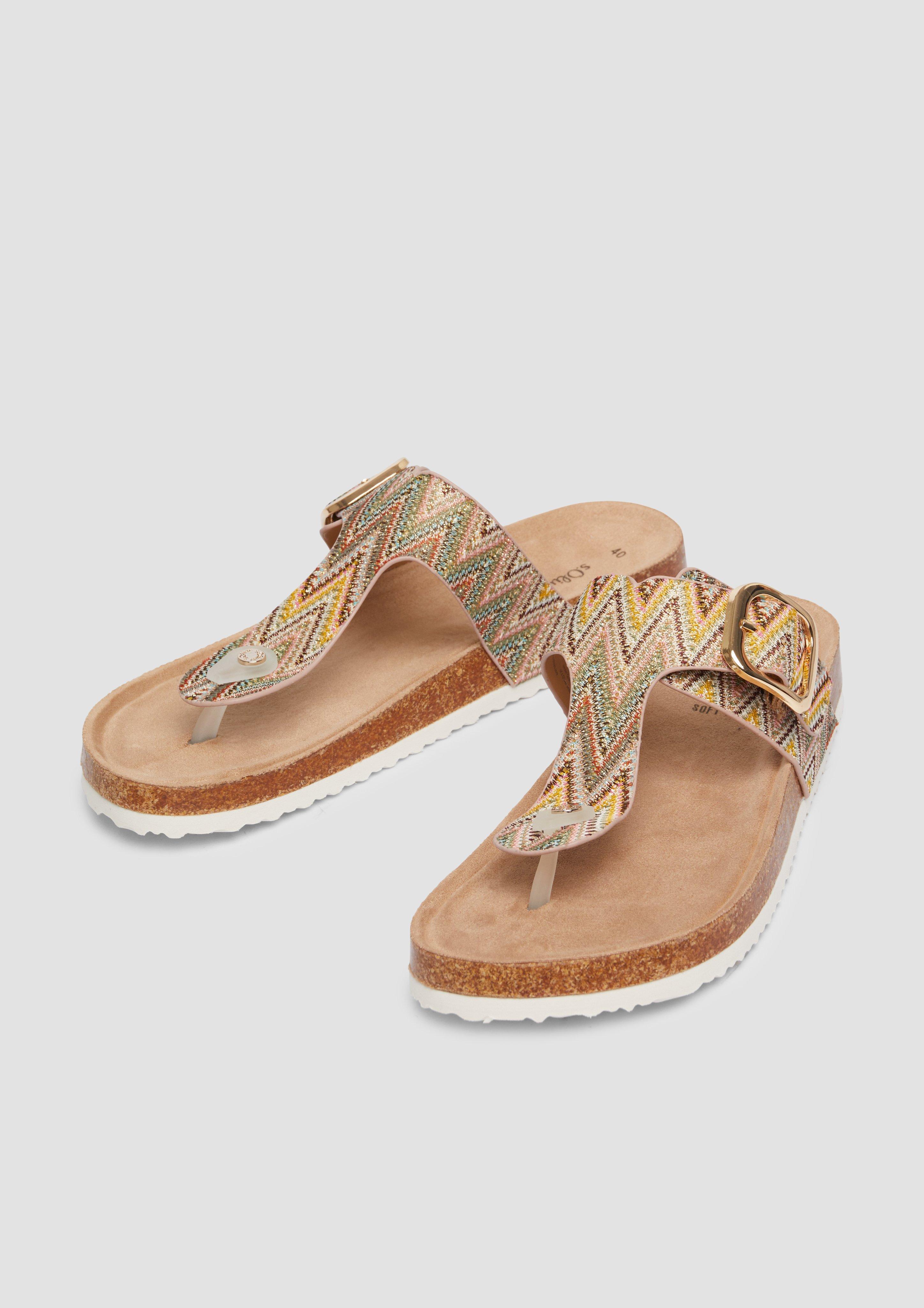 Pantoletten in 600, 300, 597 & 701