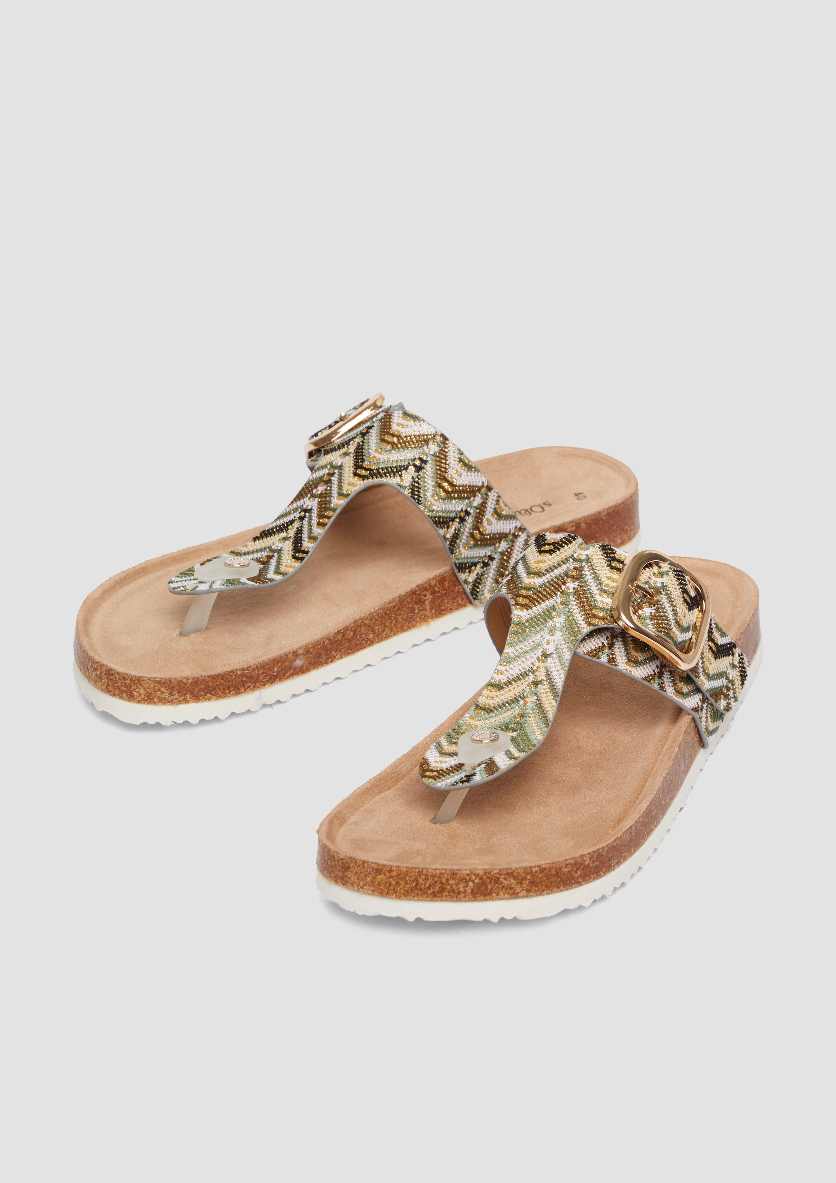 Pantoletten in 701, 300, 597 & 600