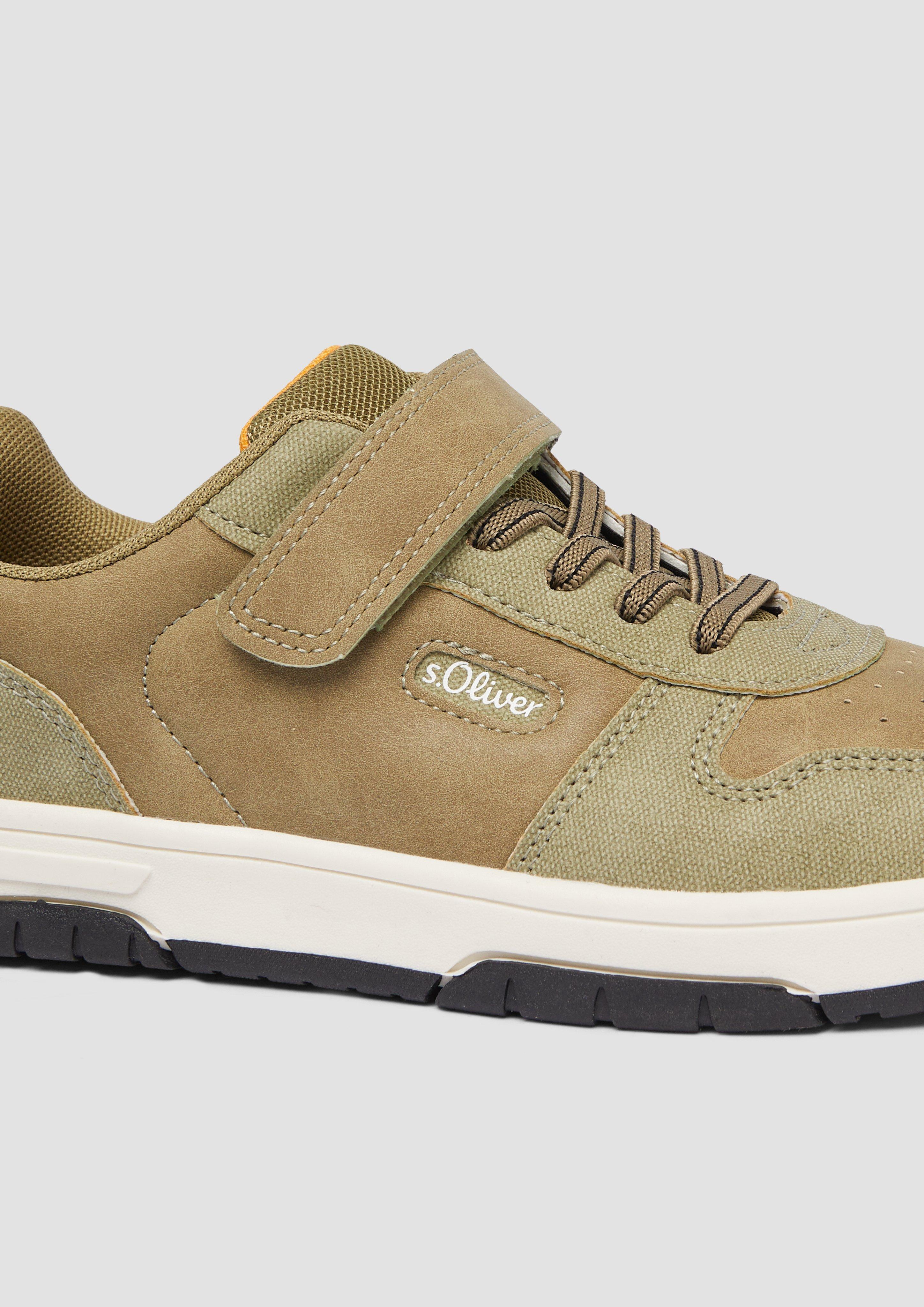 Slipper in 701, 110, 001 & 805