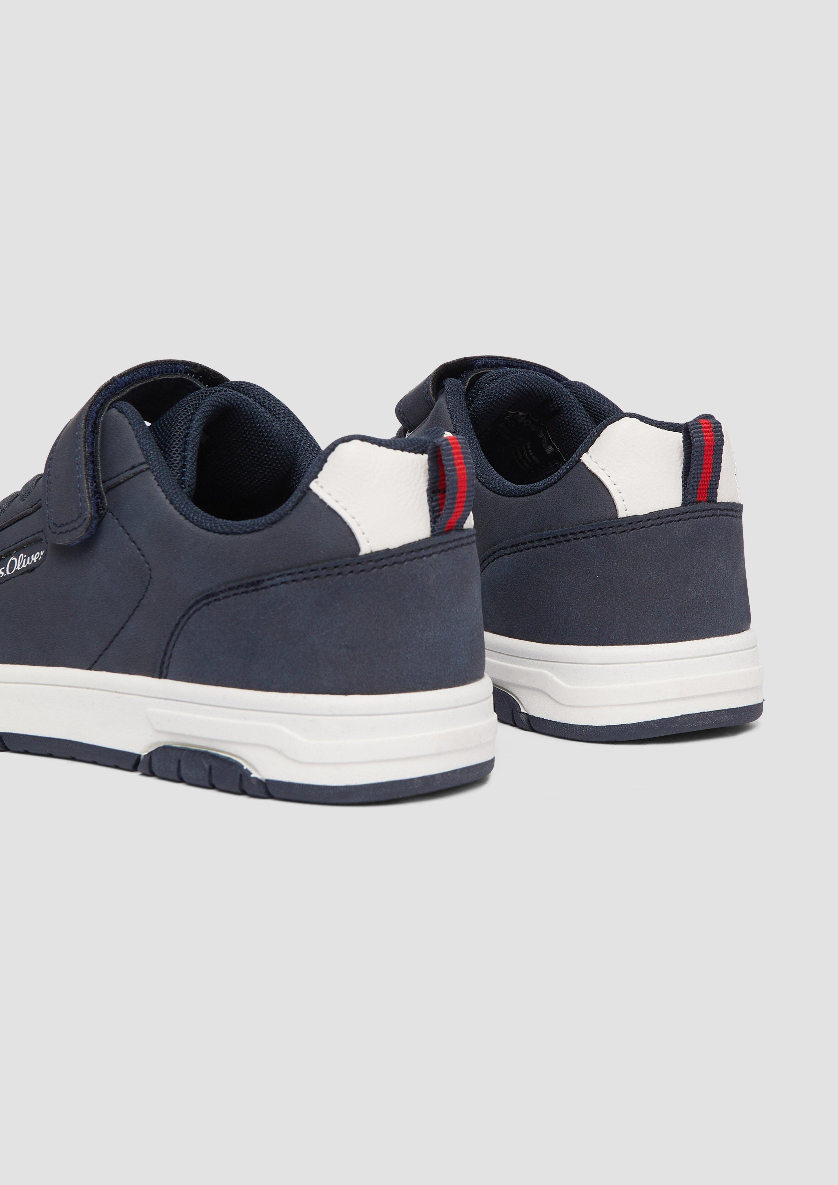 Slipper in 805, 110, 001 & 701