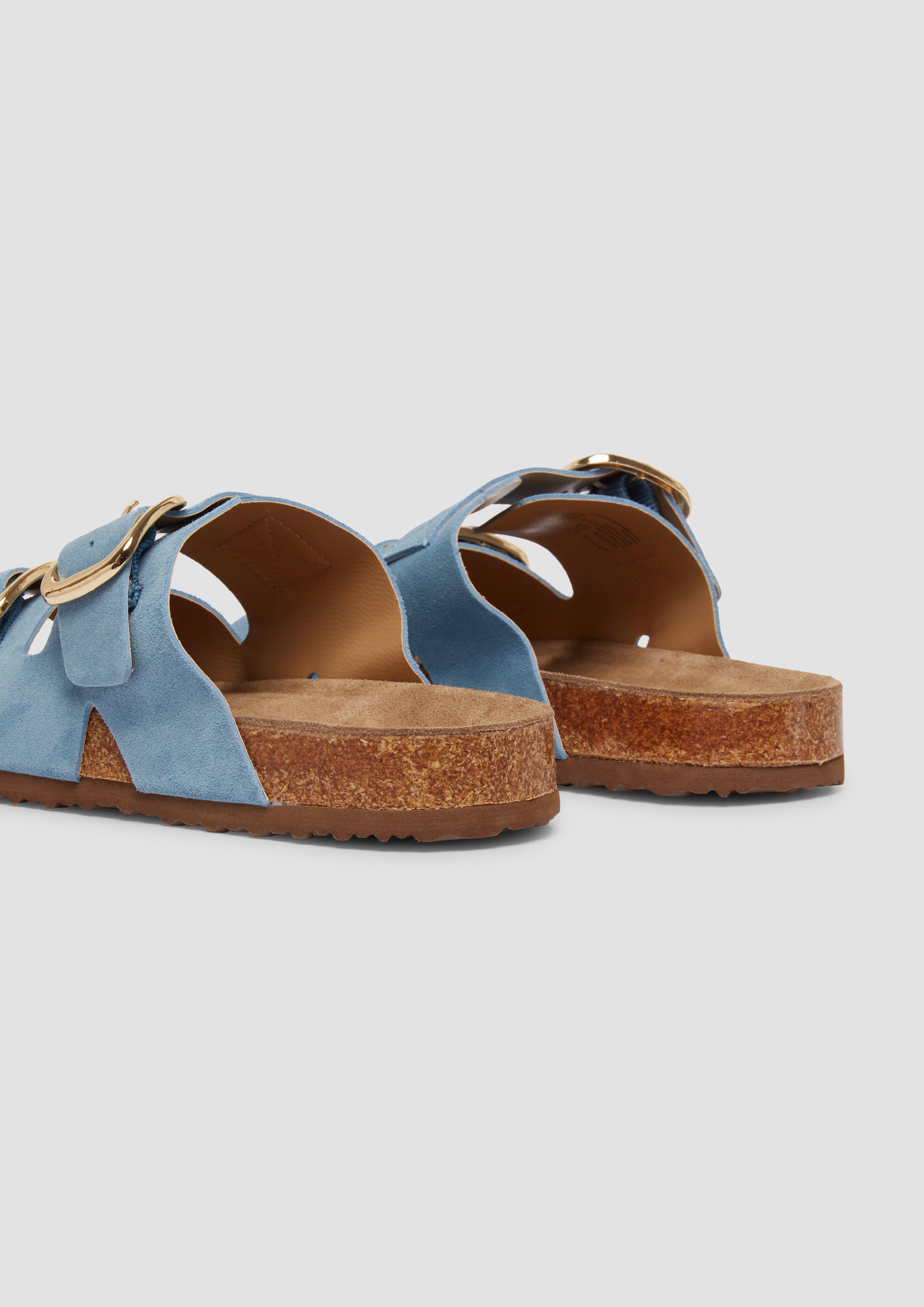 Pantoletten in 802, 305 & 610