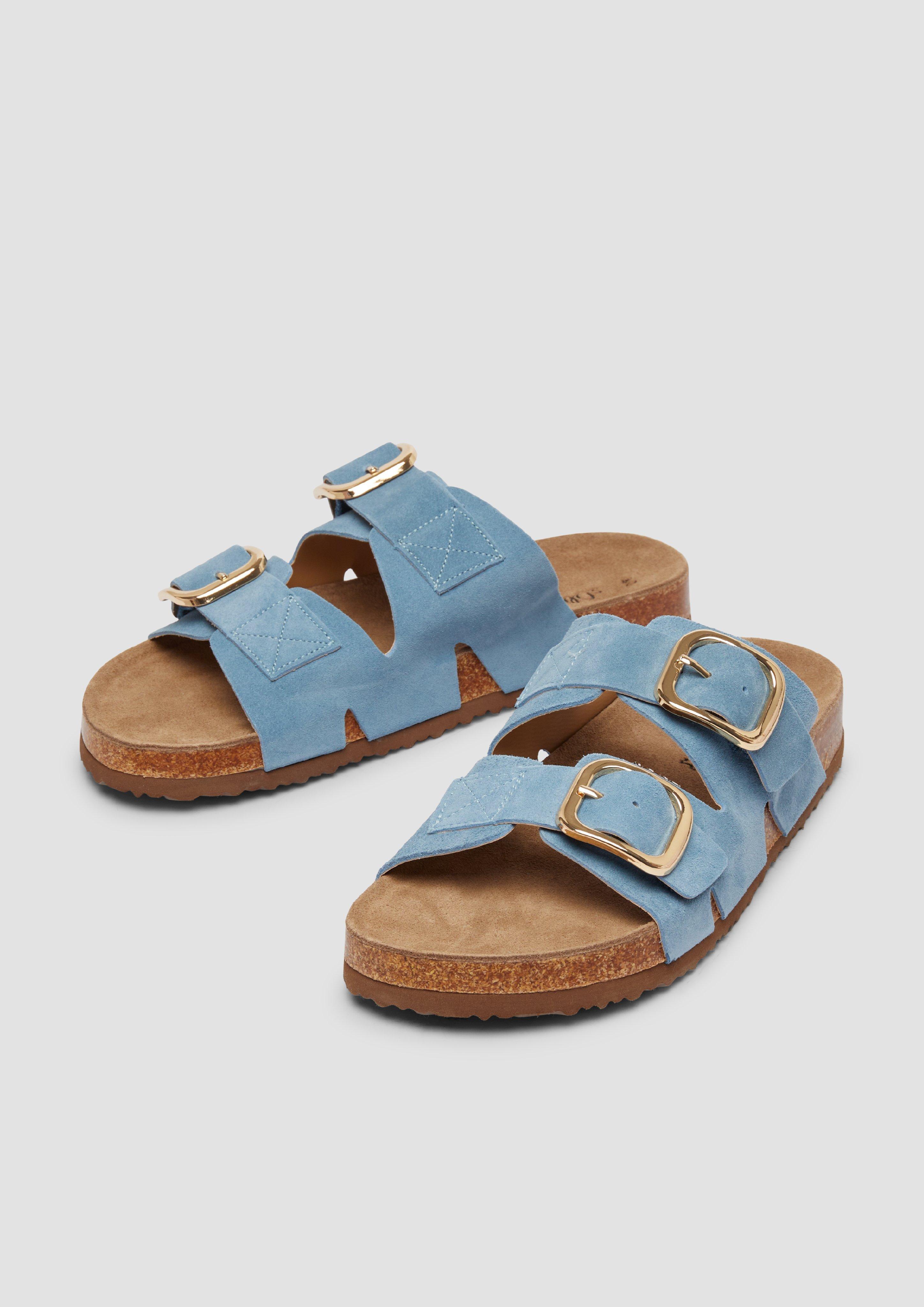 Pantoletten in 802, 305 & 610