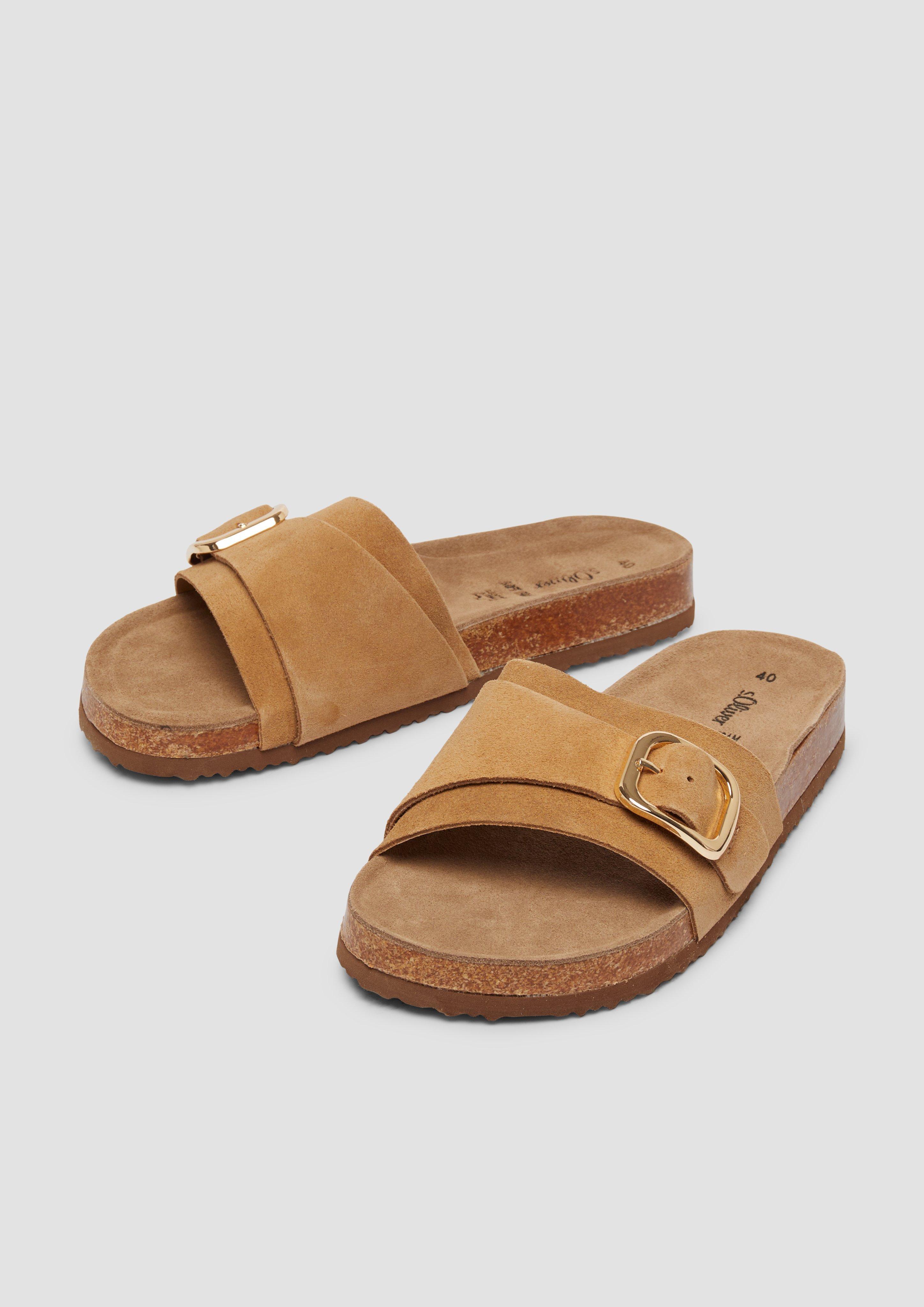 Pantoletten in 305, 610 & 802