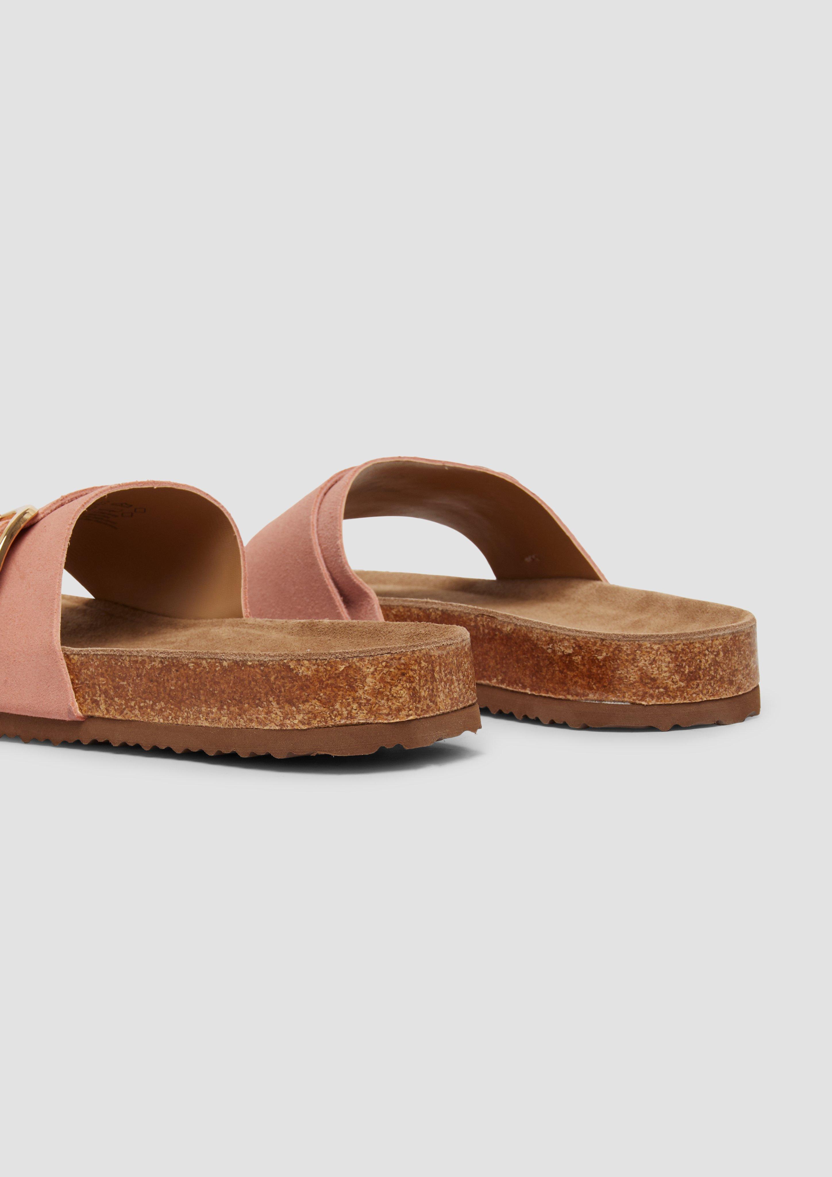 Pantoletten in 610, 305 & 802