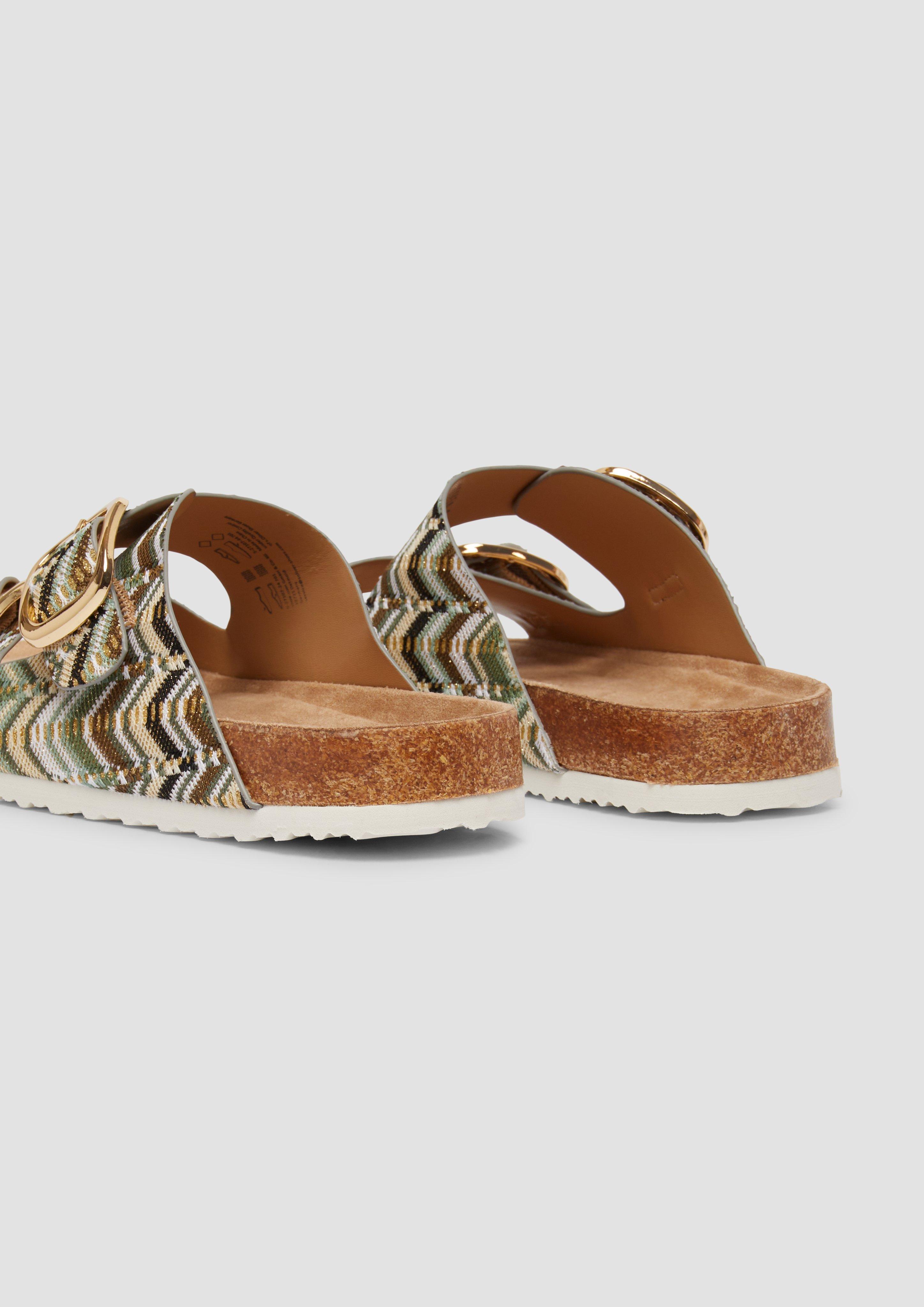 Pantoletten in 701, 600, 300 & 597