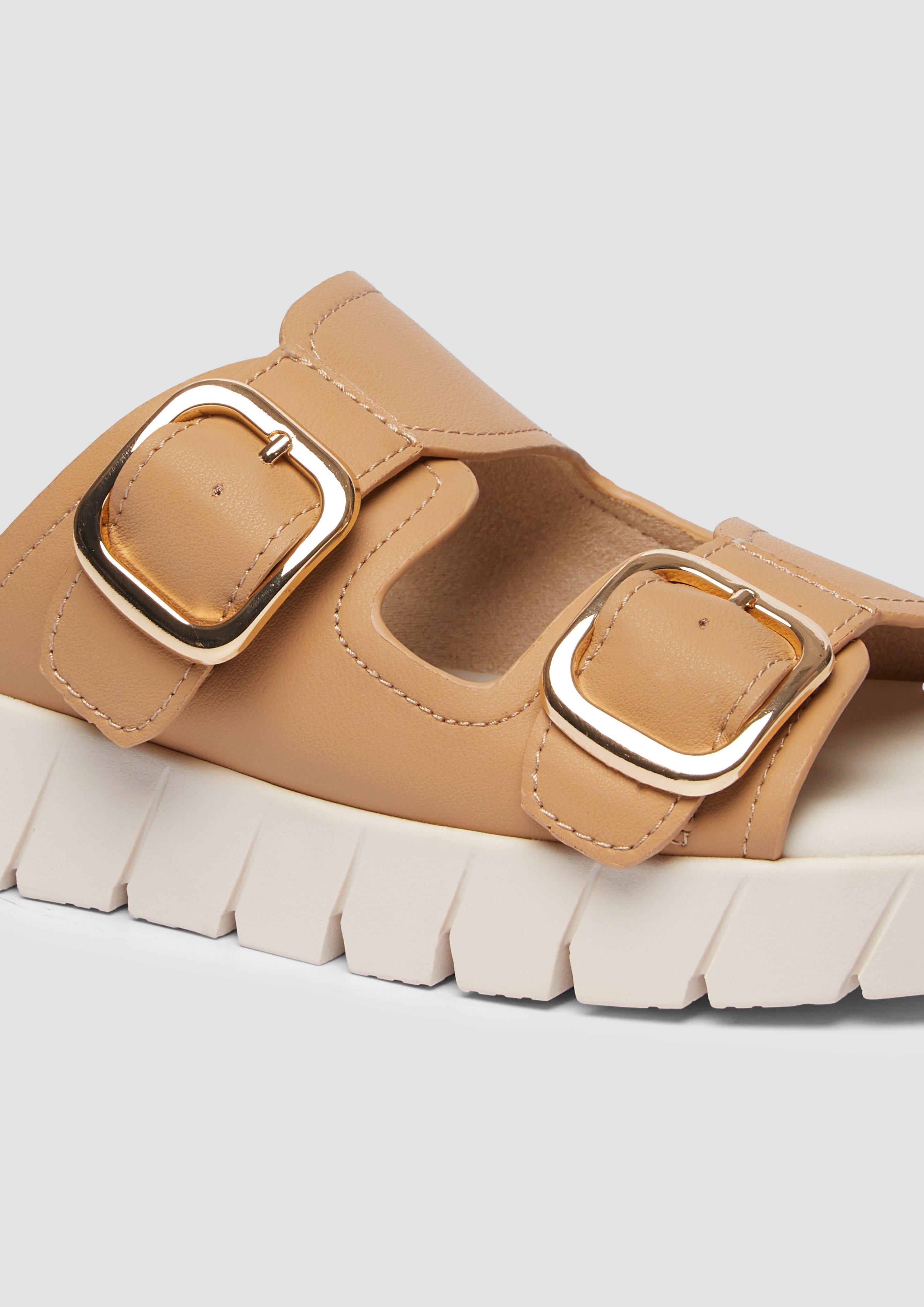 Pantoletten in 337, 403 & 001