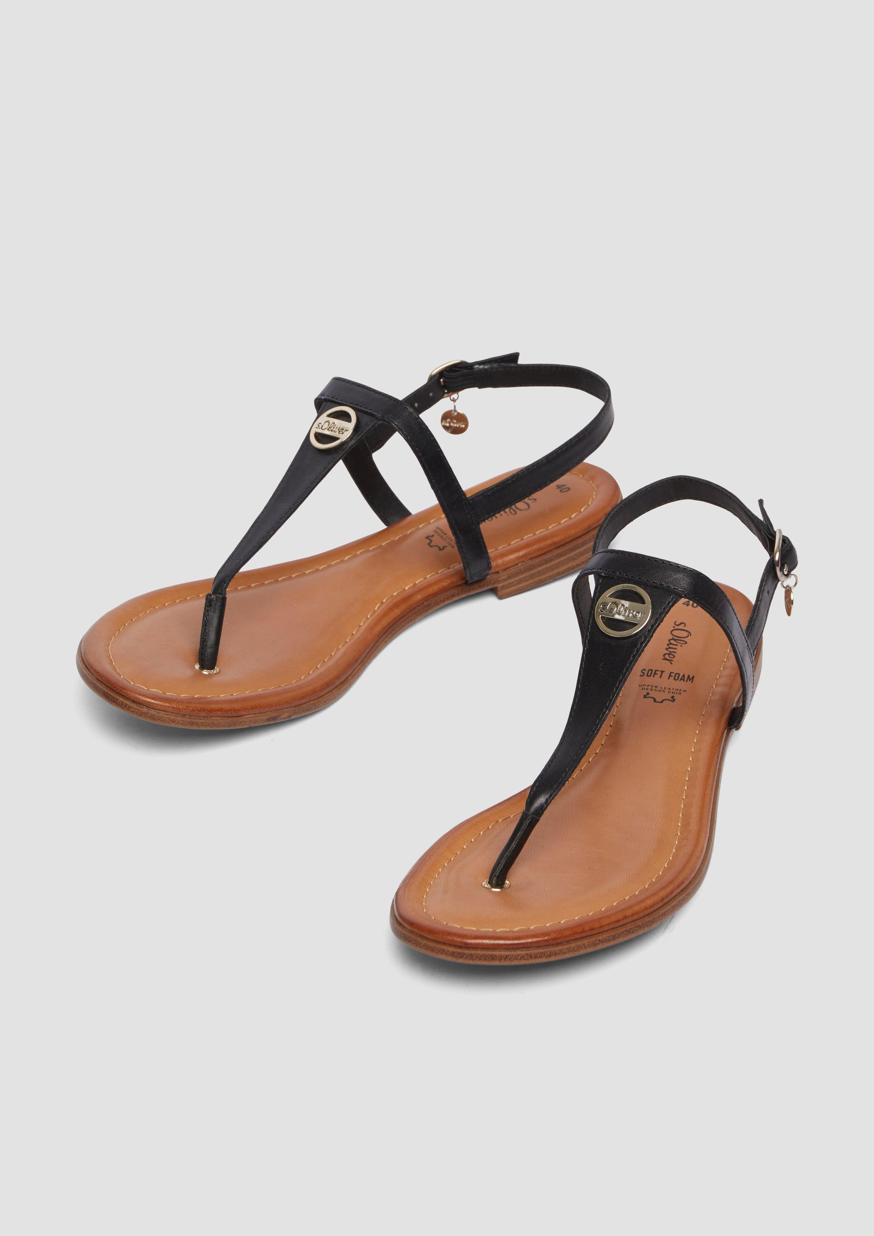 Sandalen in 001, 305 & 984