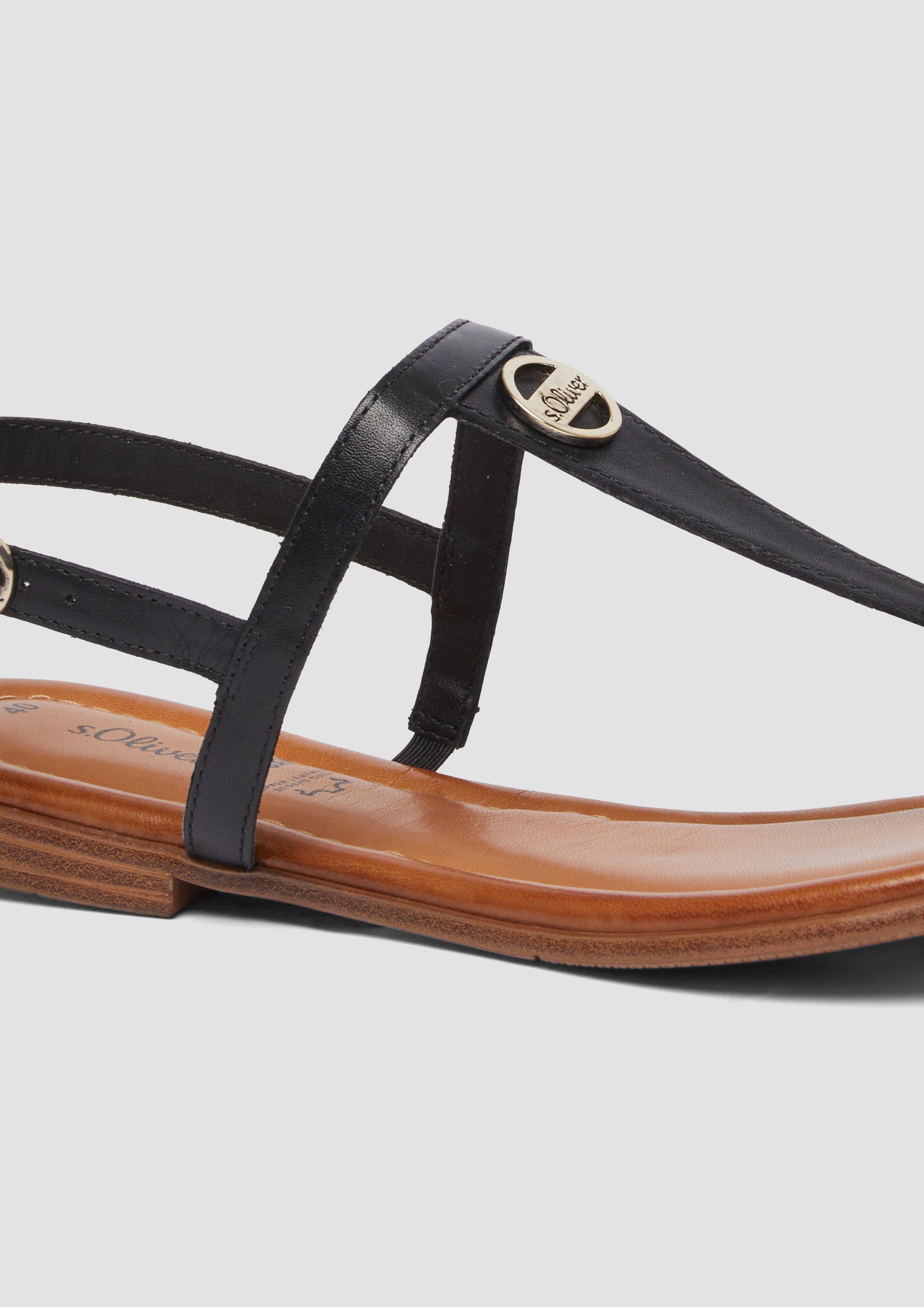 Sandalen in 001, 305 & 984