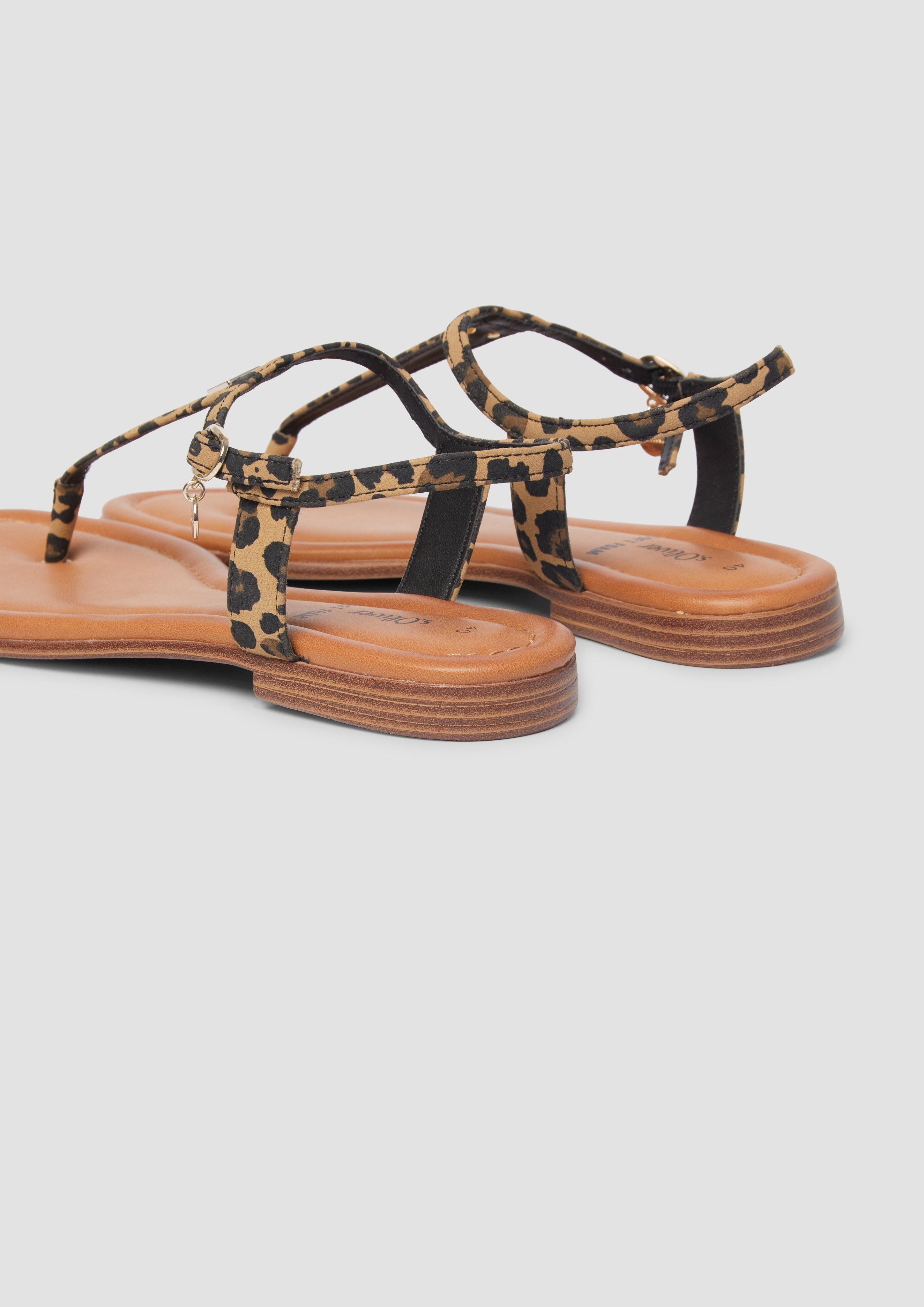 Sandalen in 907, 940 & 0A1