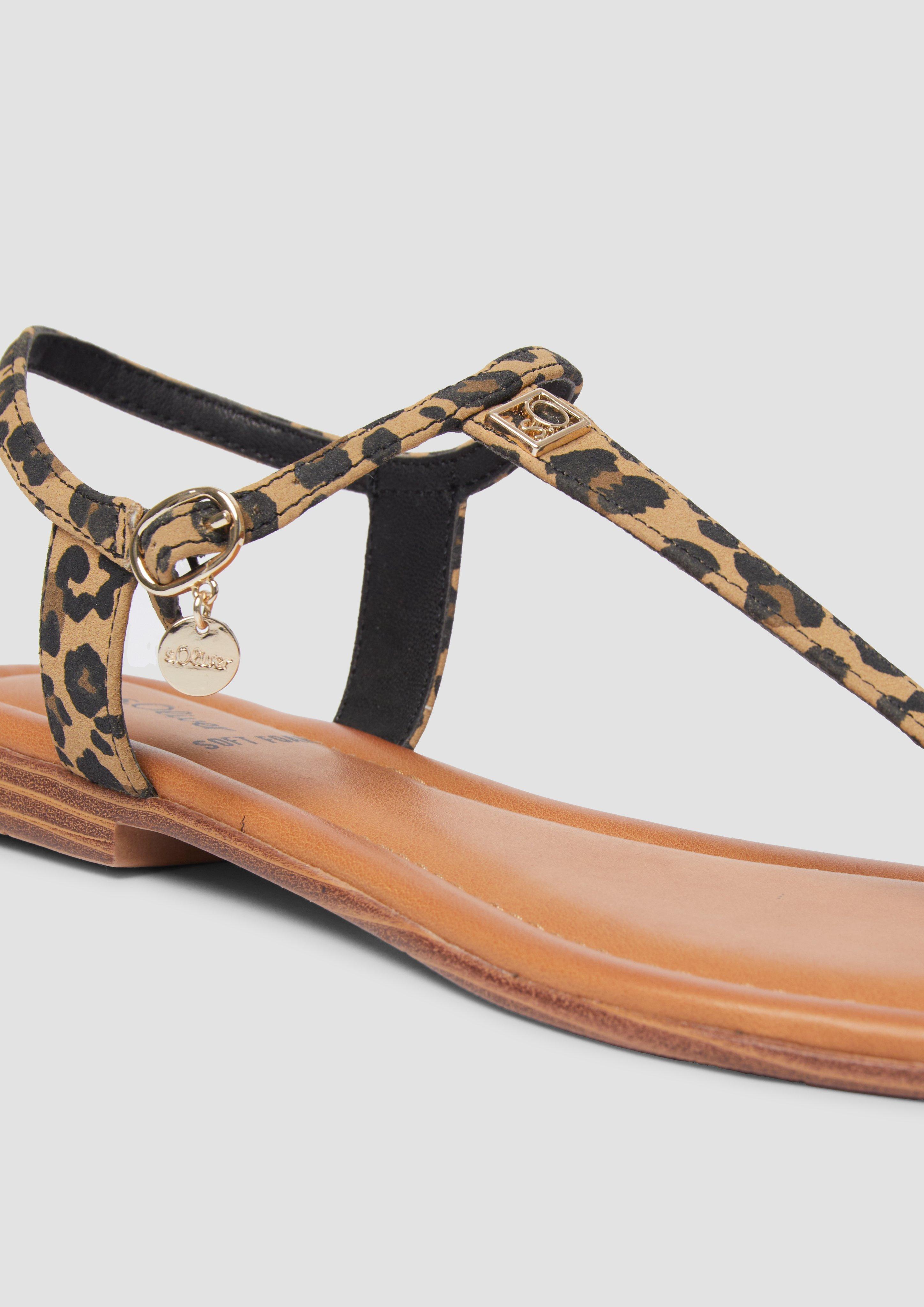 Sandalen in 907, 940 & 0A1