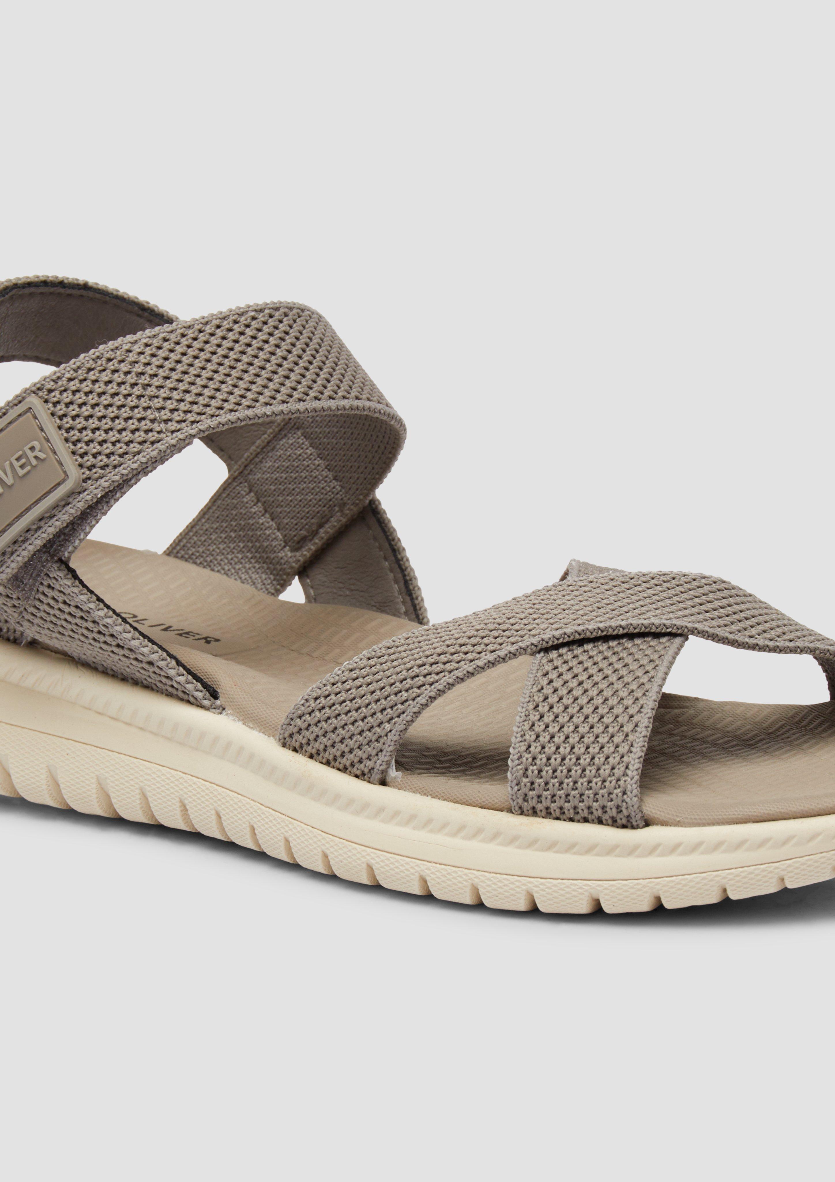 Sandalen in 341, 512 & 805