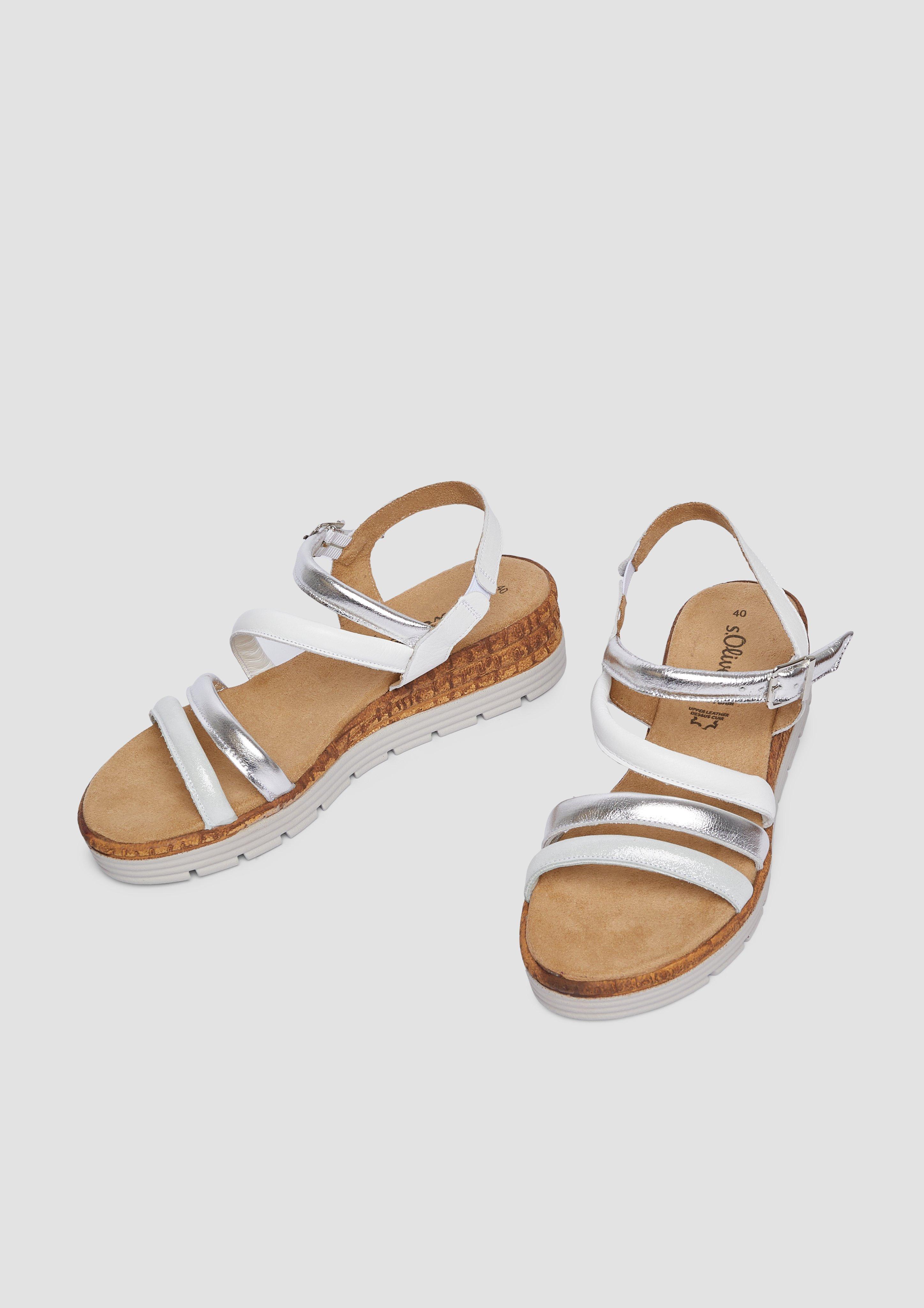 Sandalen in 193, 410 & 001
