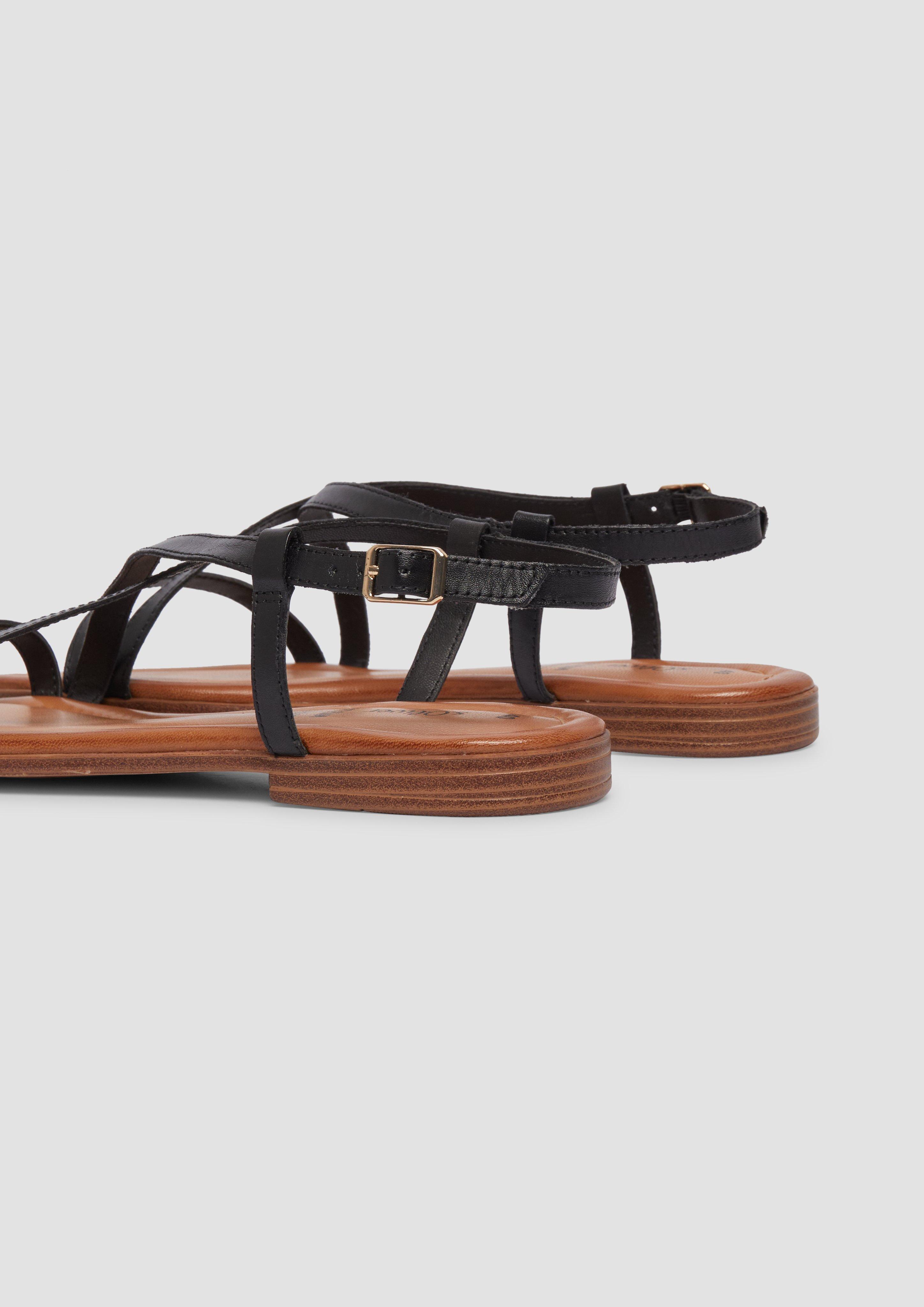 Sandalen in 001, 305 & 941