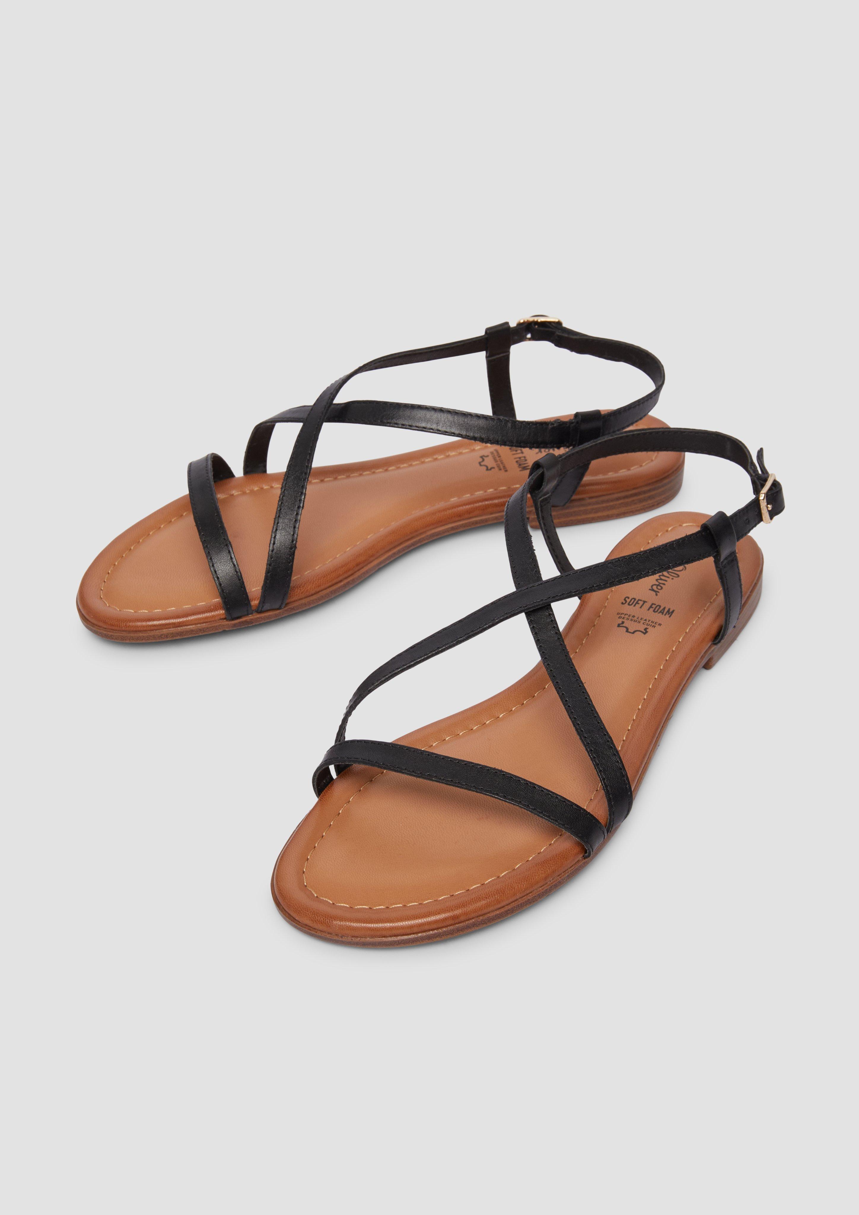 Sandalen in 001, 305 & 941