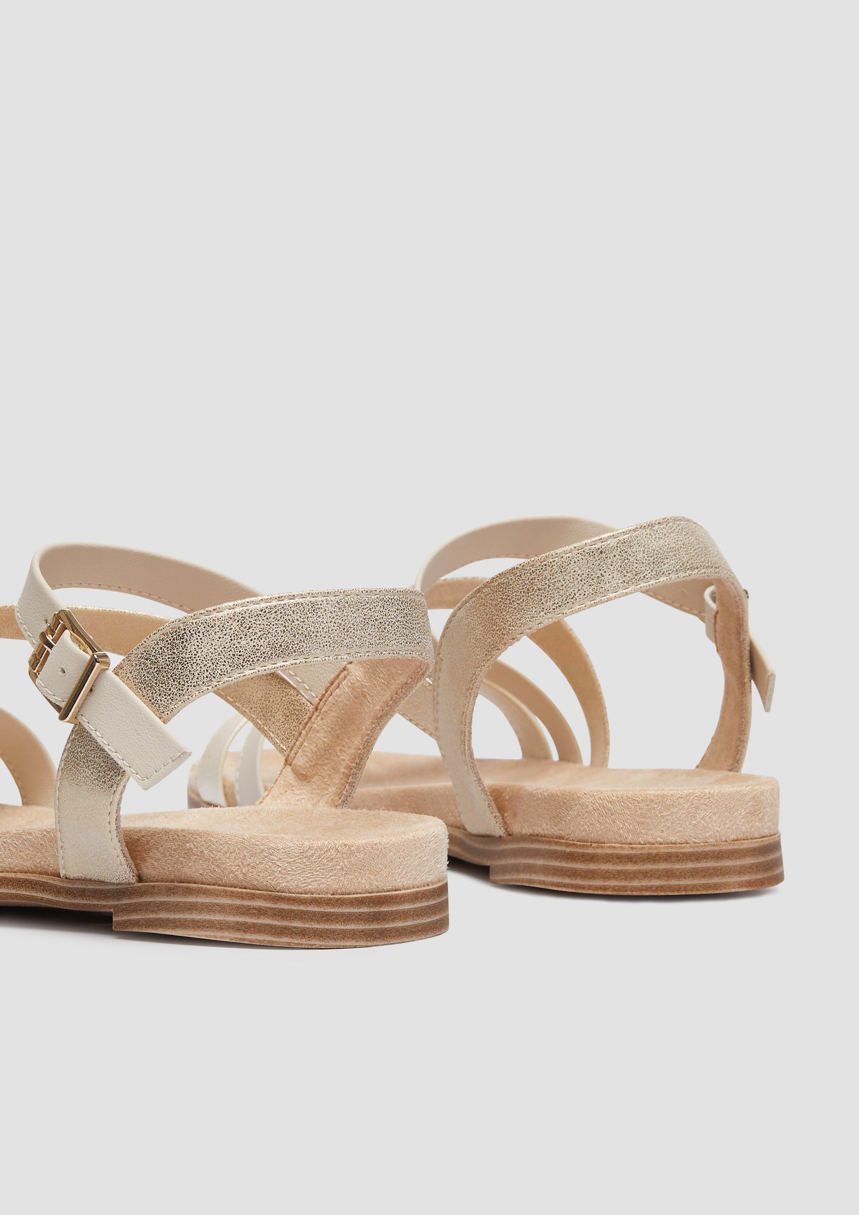 Sandali in 442, 908 & 639