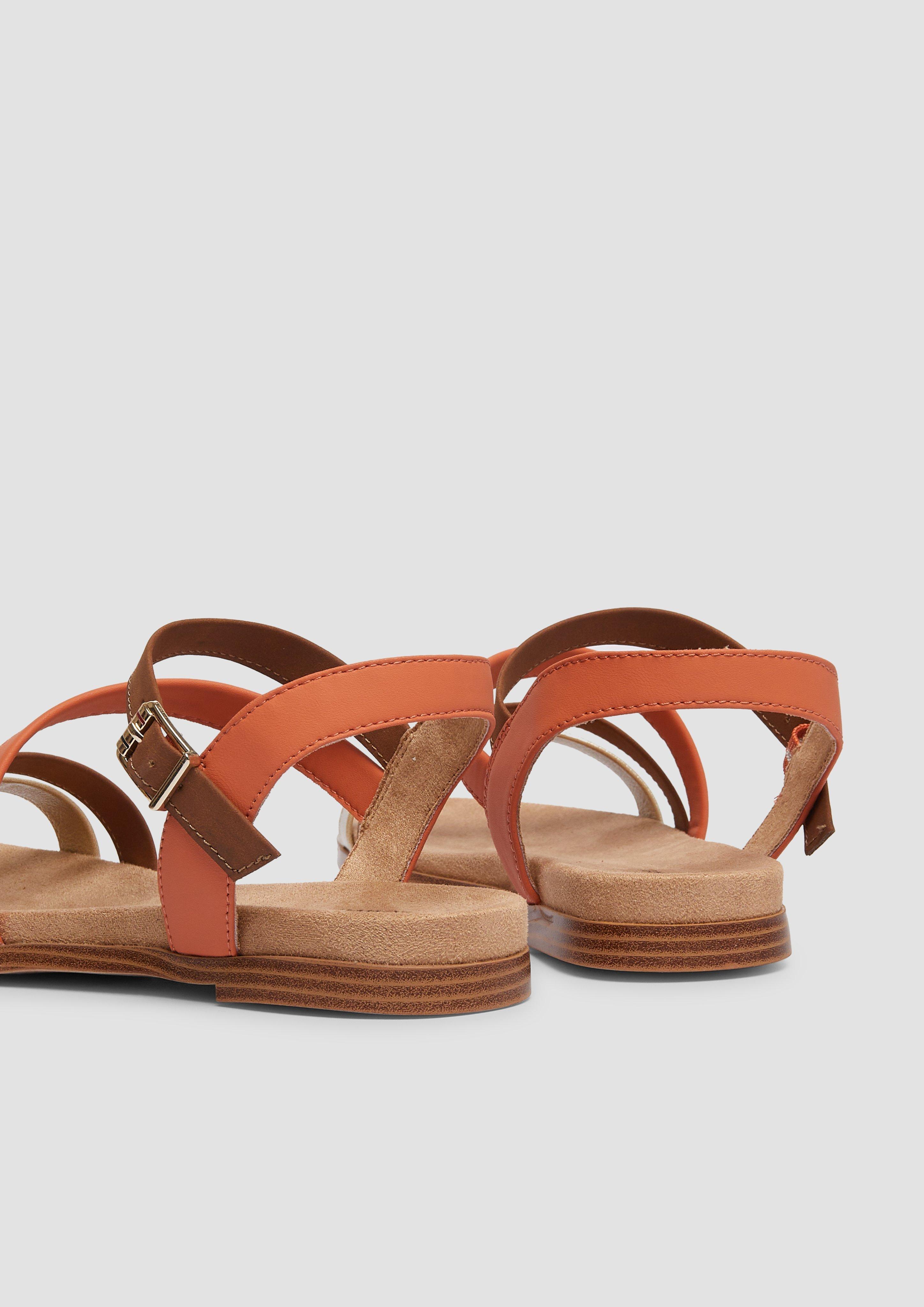 Sandalen in 639, 908 & 442