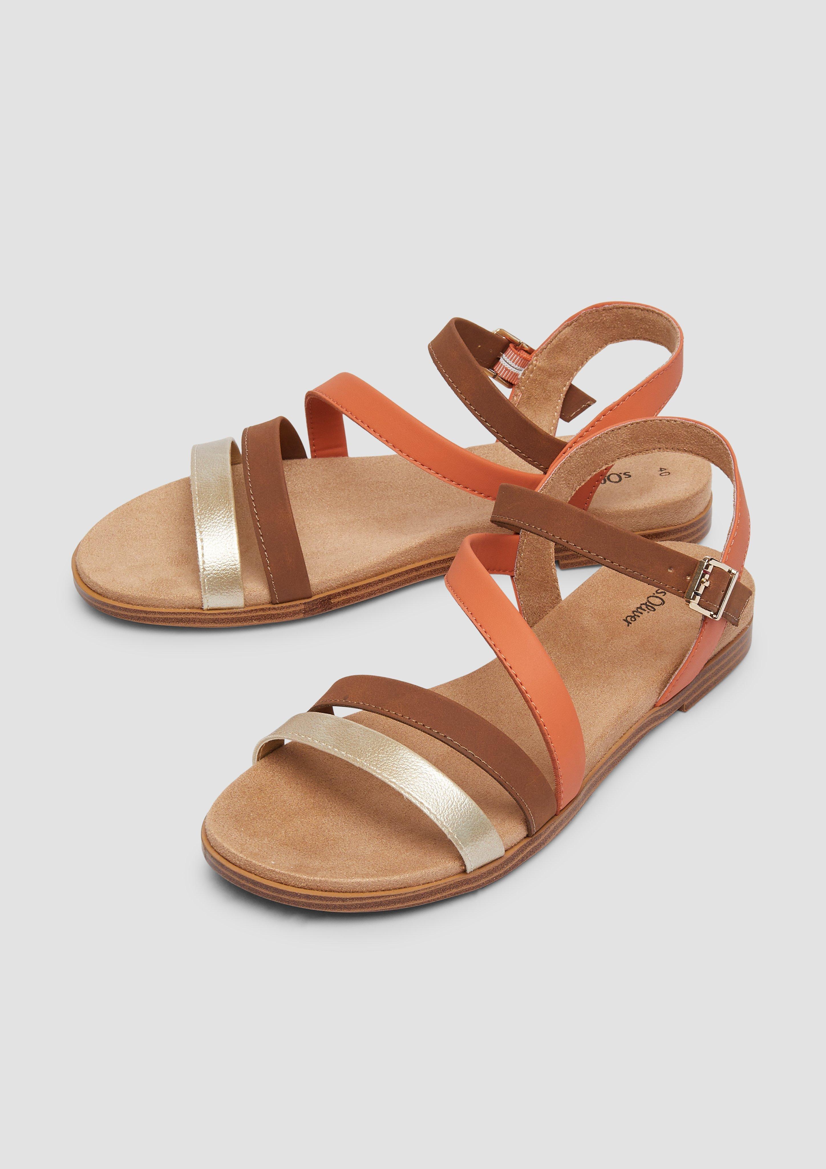 Sandalen in 639, 908 & 442