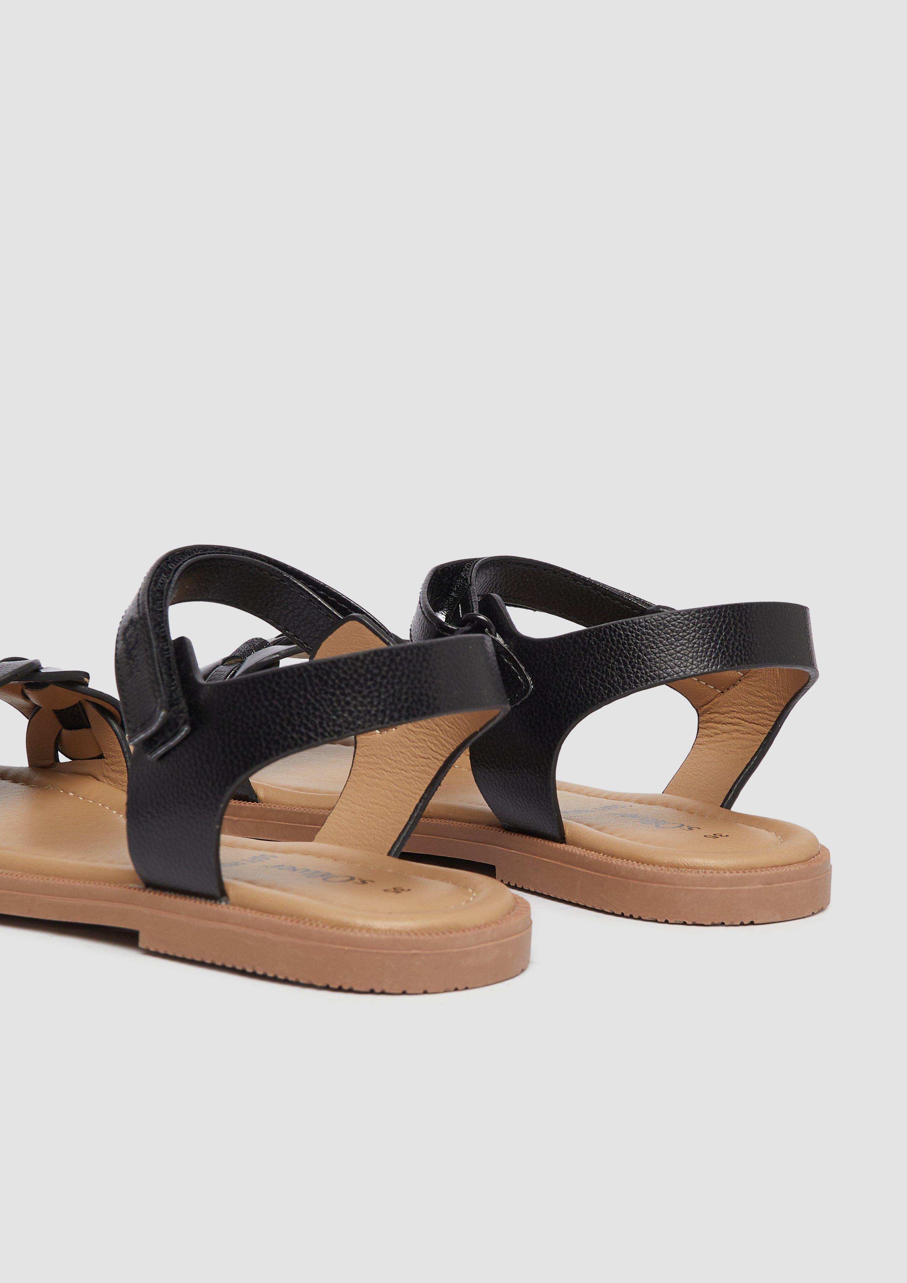 Sandali in 098, 913 & 530